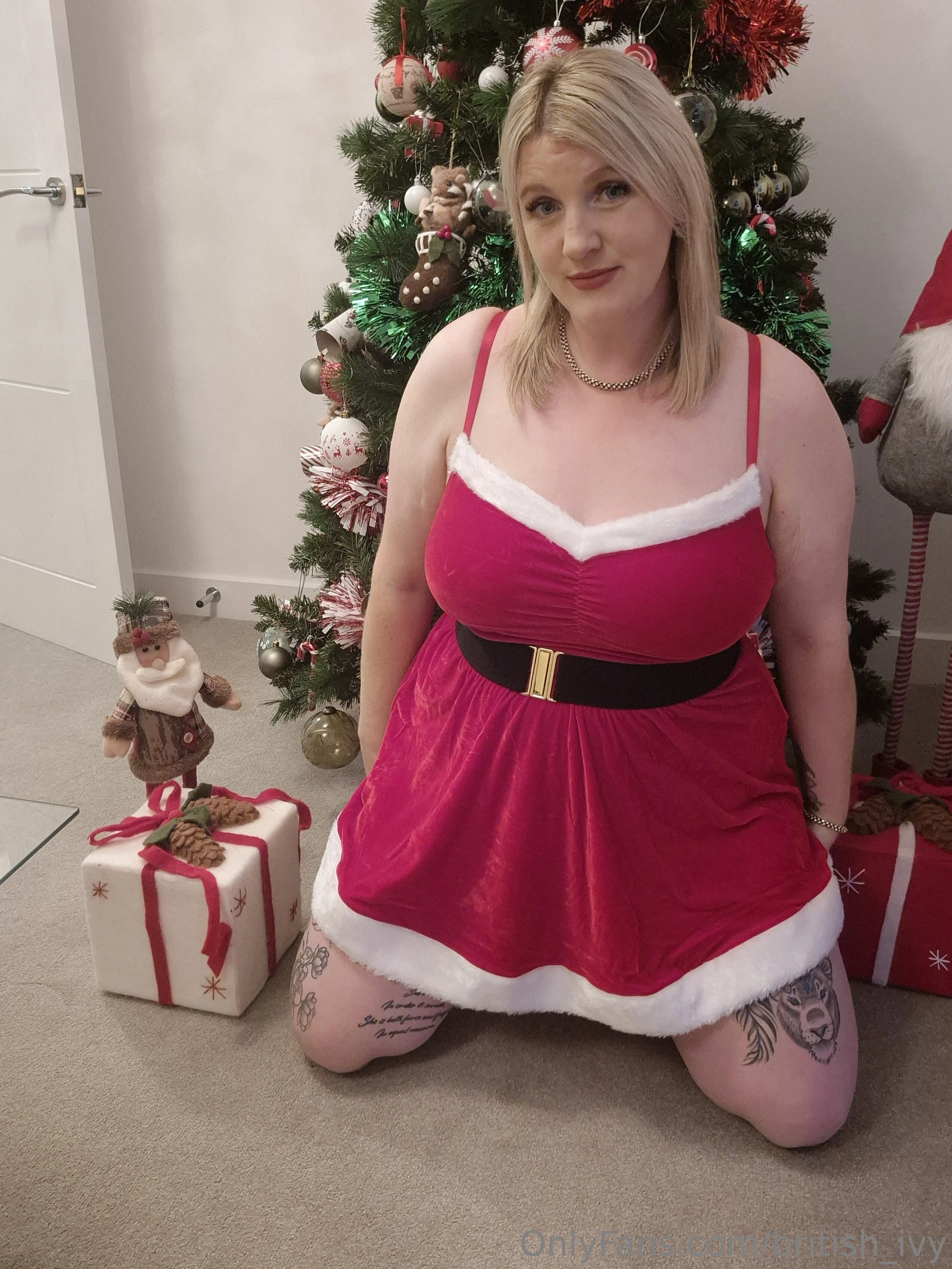 Busty & Curvy Ivy Baby 🌈  Seduce you ❤️❤ OnlyFans premium content 13 - british_ivy exclusive collection