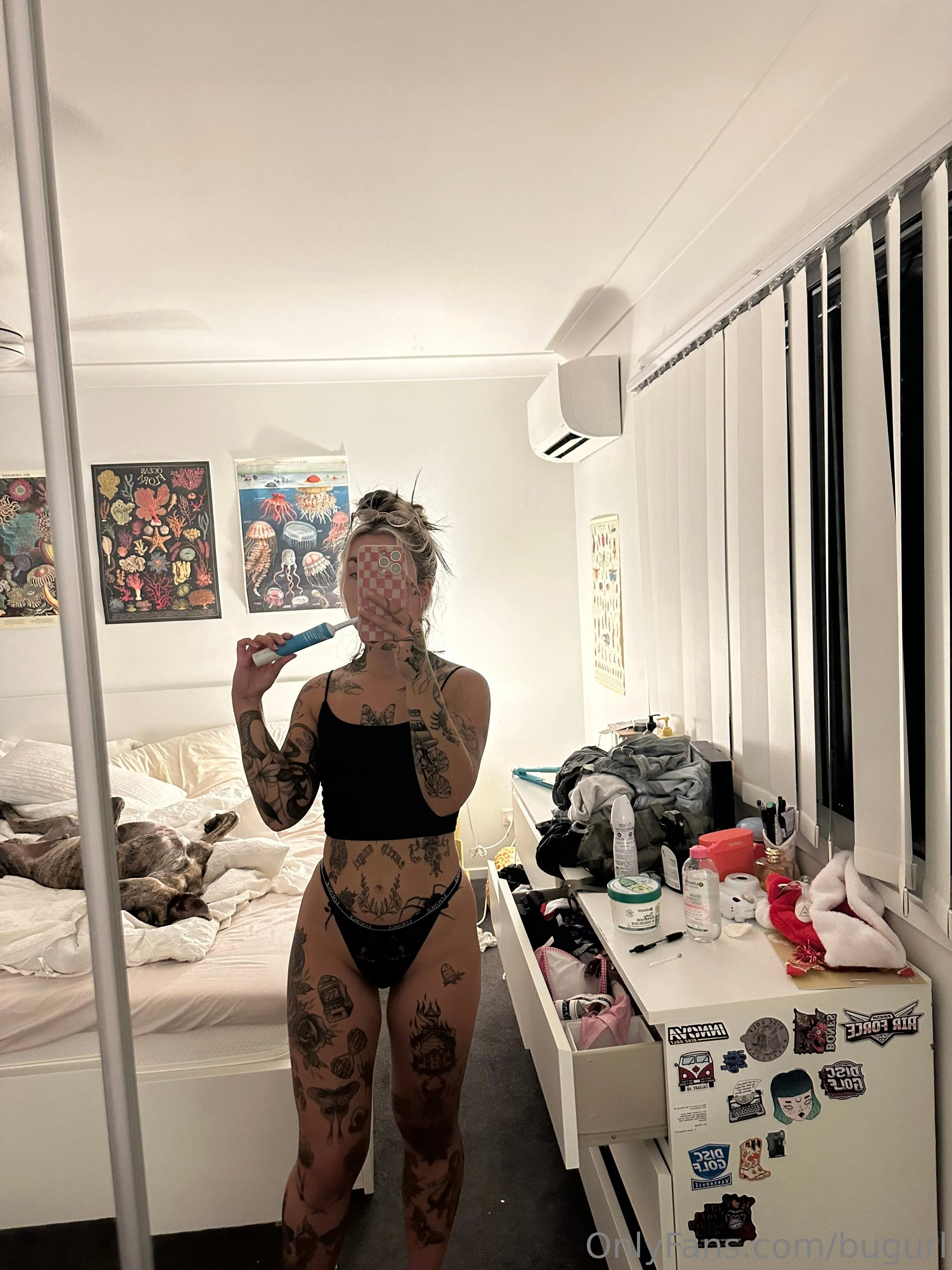 Ren OnlyFans premium content 1 - bugurl exclusive collection