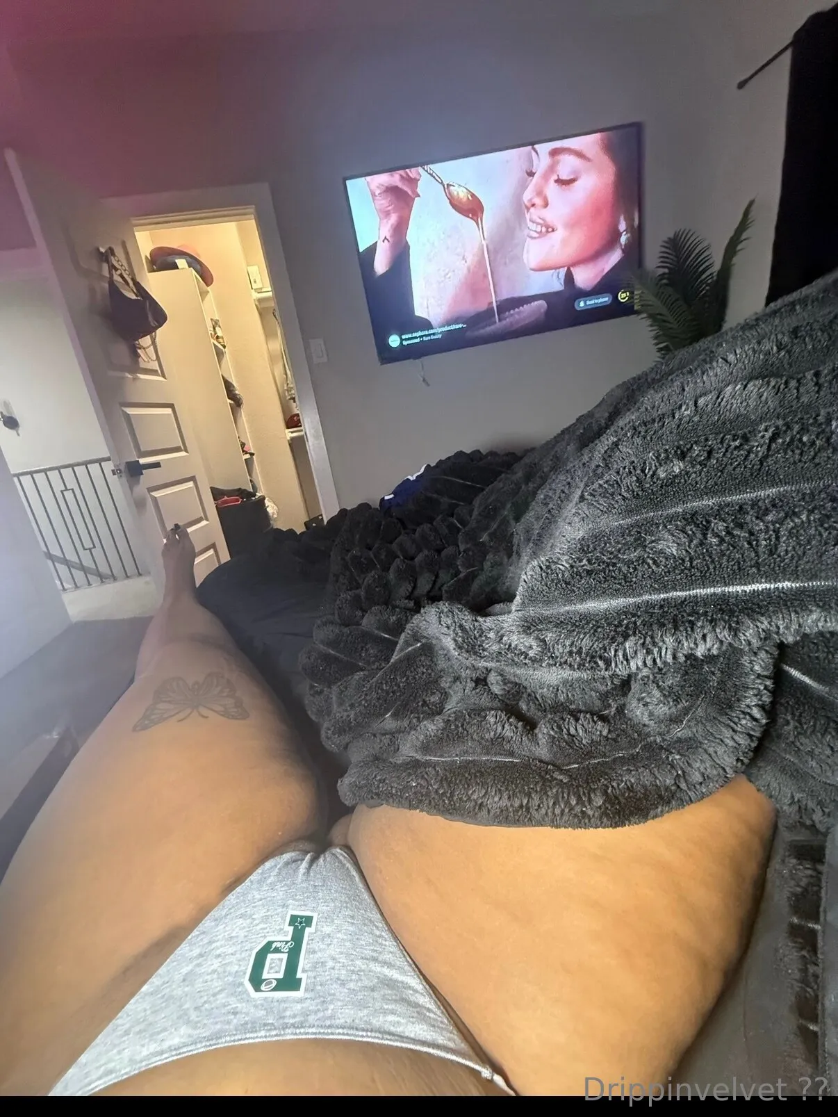 VELVET👩🏽‍❤️‍💋‍👩🏽 OnlyFans premium content 6 - drippinvelvet exclusive collection