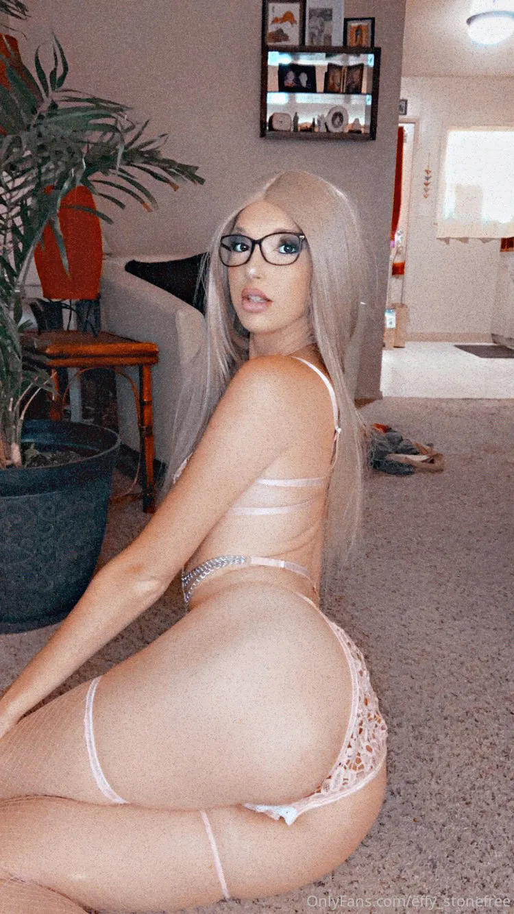 Effy Stone OnlyFans premium content 10 - effy_stonefree exclusive collection