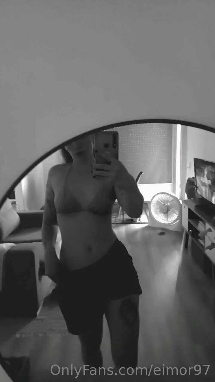 Eimor👑 OnlyFans premium content 10 - eimor97 exclusive collection