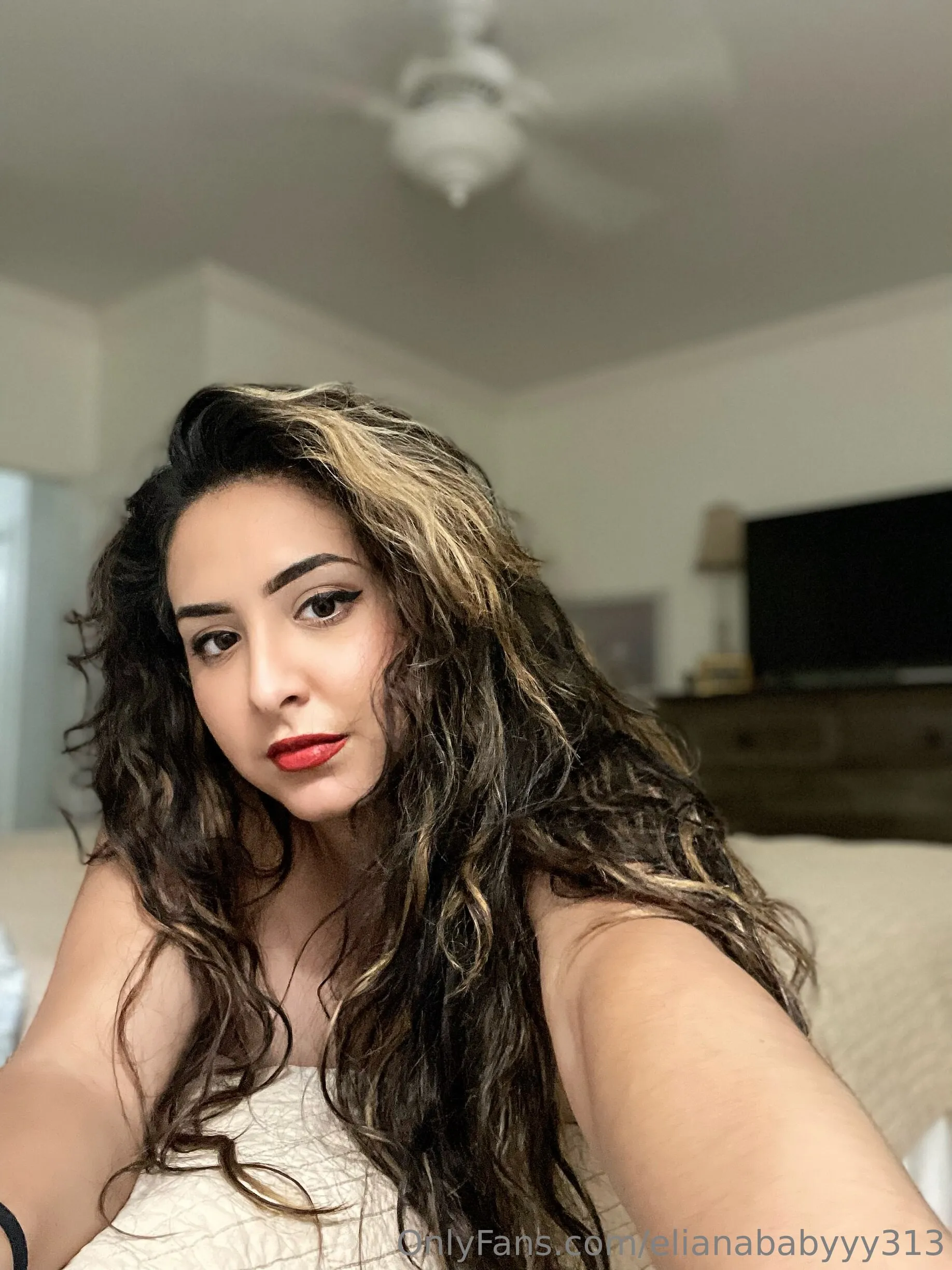 Eliana OnlyFans premium content 11 - elianababyyy313 exclusive collection