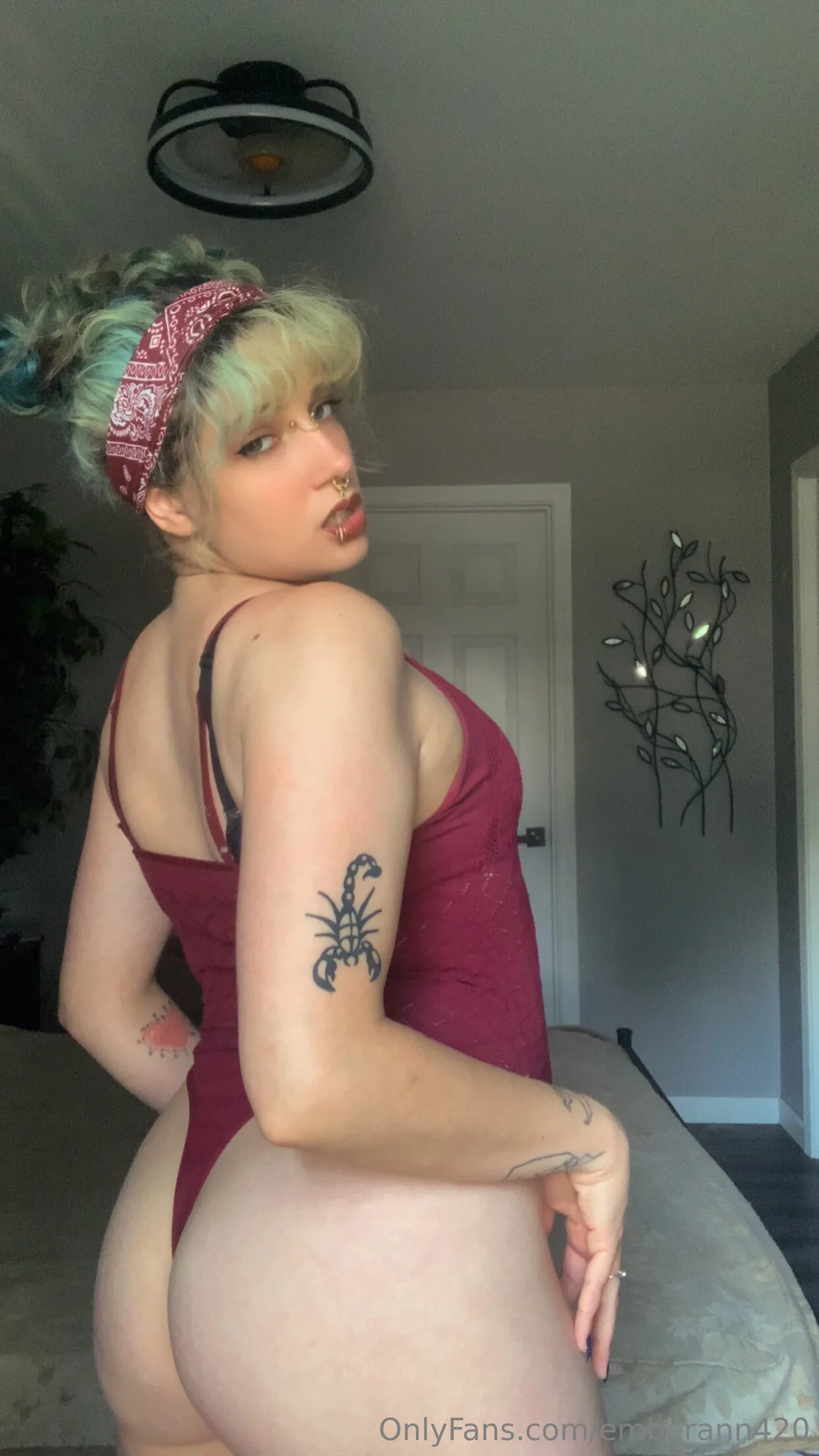 𝐸𝑚𝑏𝑒𝑟 𝐴𝑛𝑛 FREE OnlyFans premium content 25 - emberann420 exclusive collection