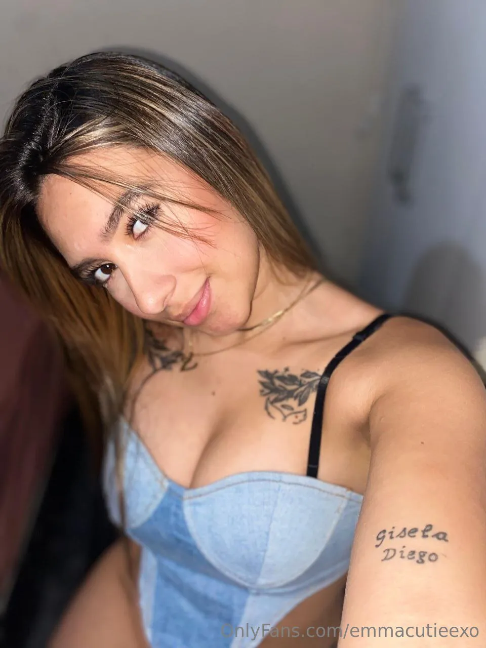Emma♥ OnlyFans premium content 13 - emmacutieexo exclusive collection