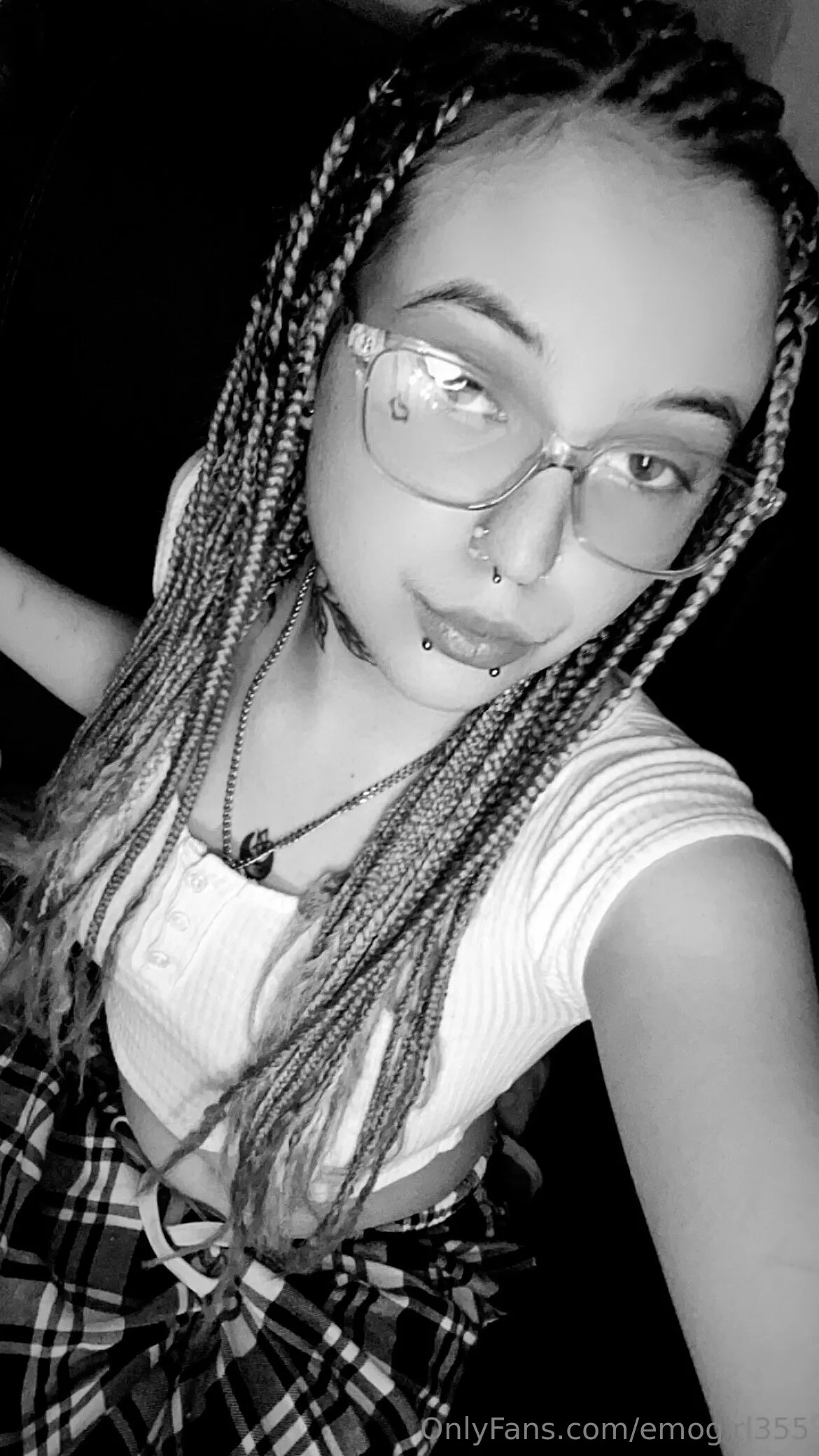 Kitana OnlyFans premium content 13 - emogirl355 exclusive collection