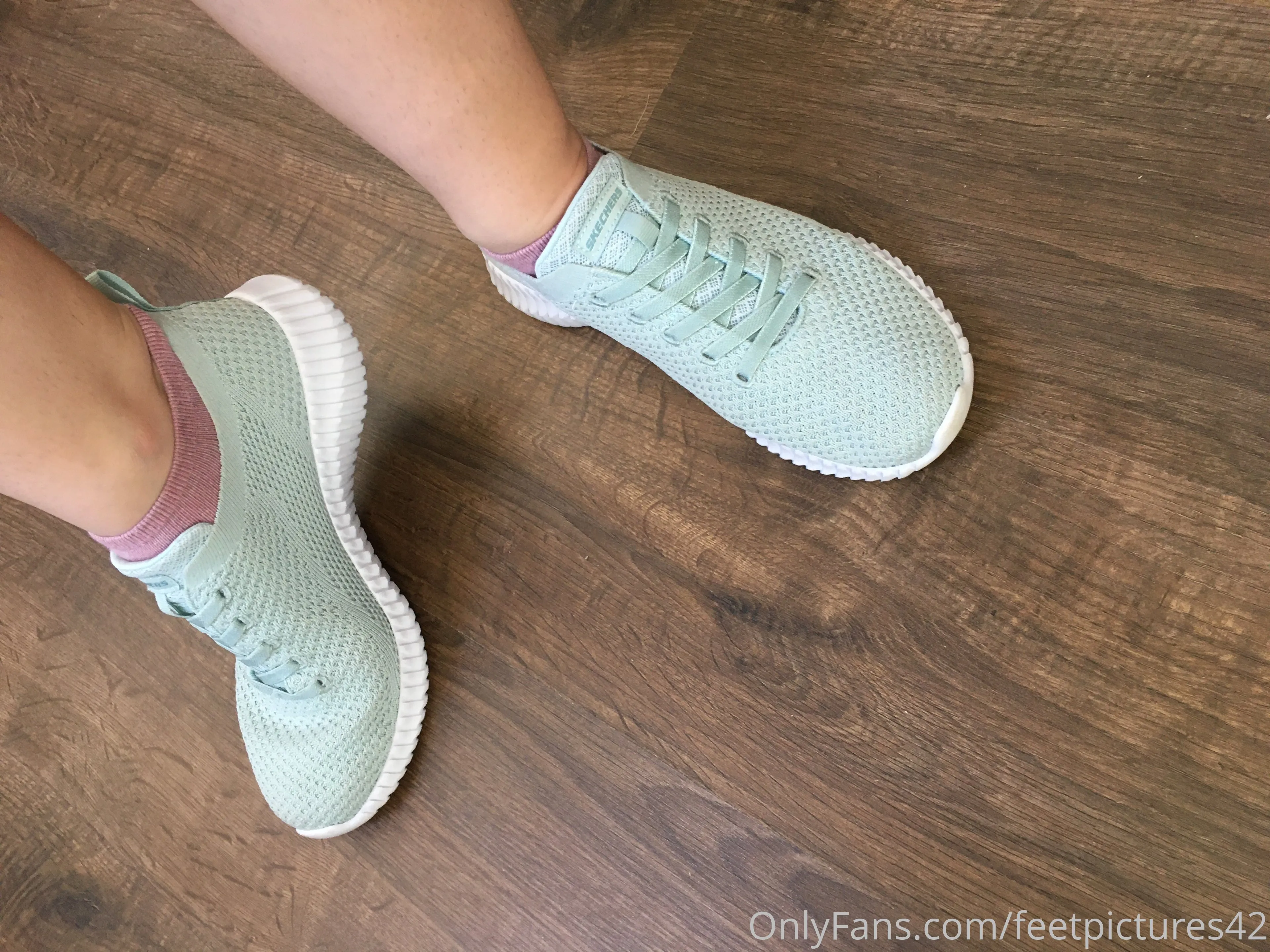 OnlyFeet1 OnlyFans premium content 14 - feetpictures42 exclusive collection