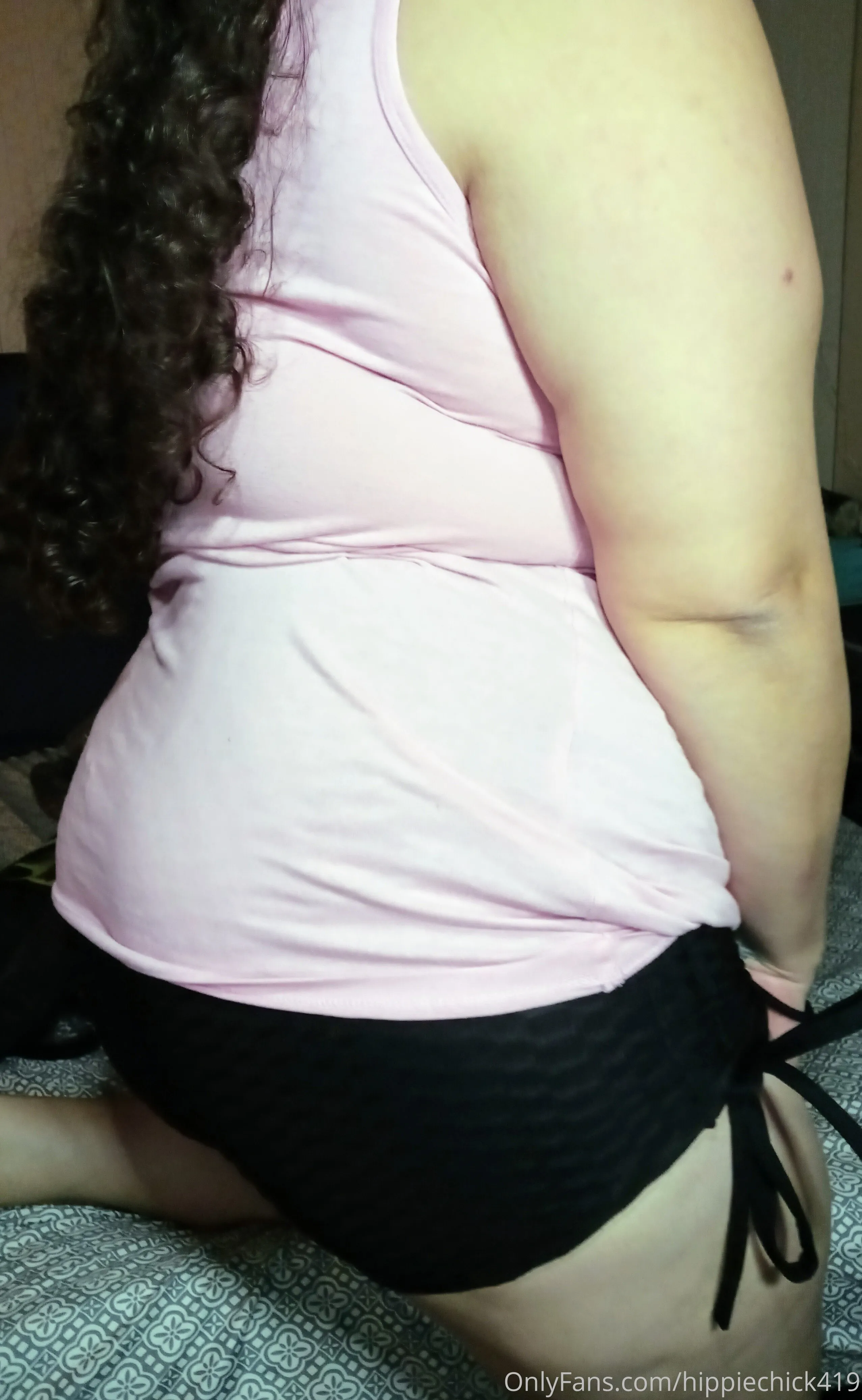 HippieChick OnlyFans premium content 1 - hippiechick419 exclusive collection