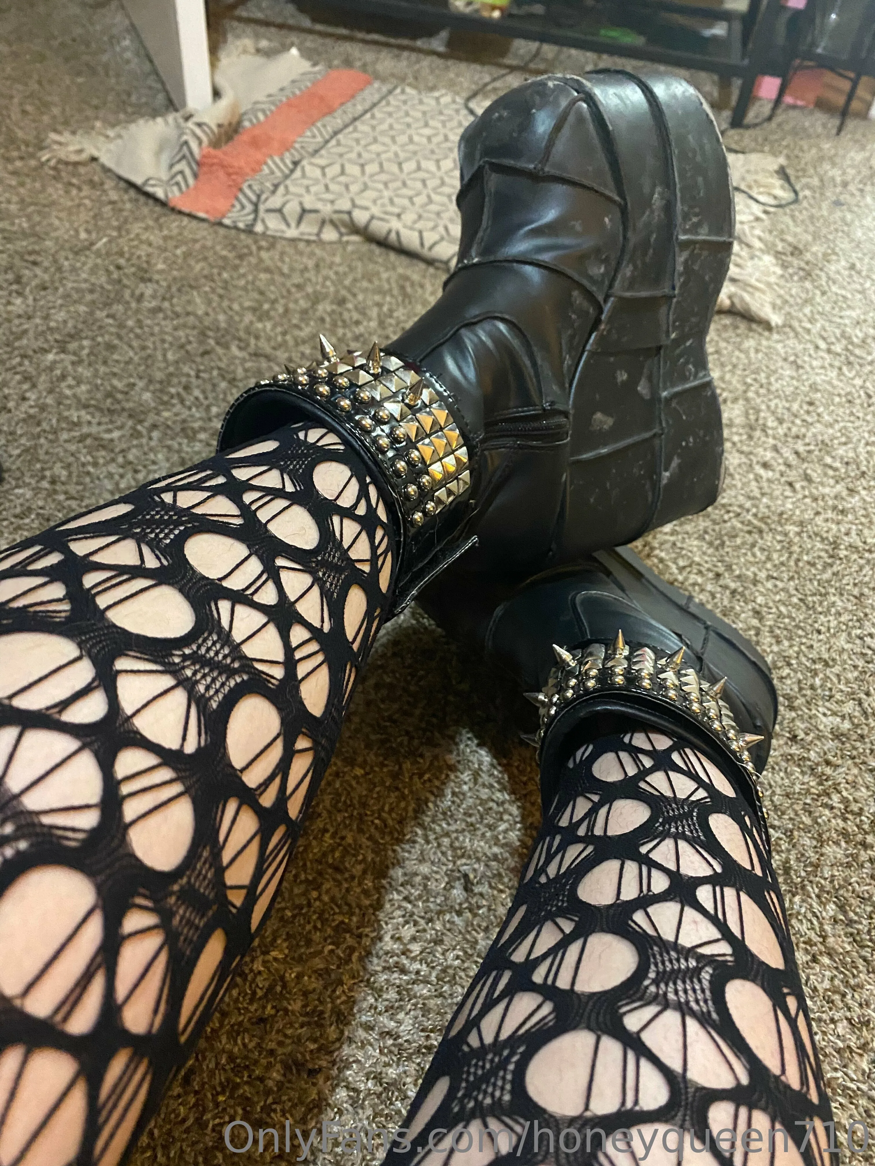 Rose OnlyFans premium content 5 - honeyqueen710 exclusive collection