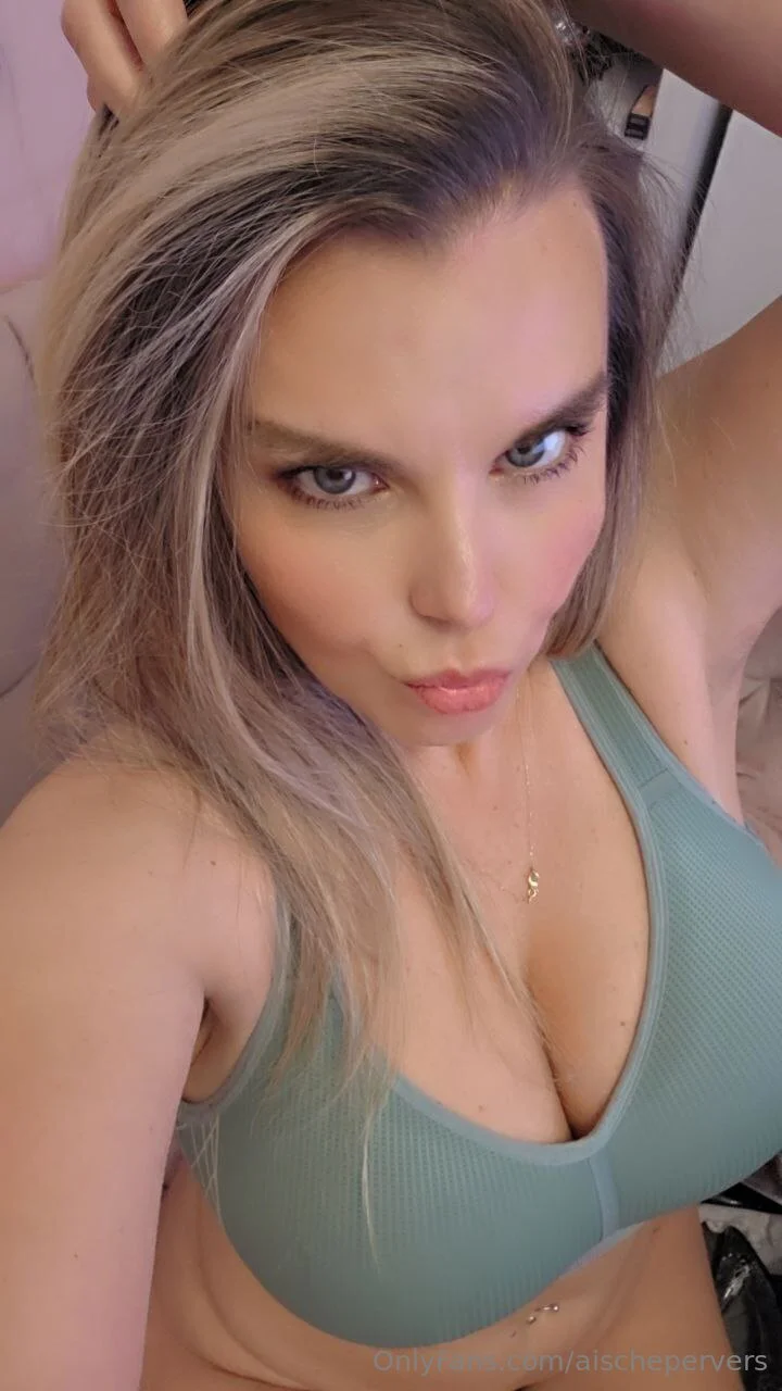 Aische 💋 OnlyFans premium content 14 - aischepervers exclusive collection