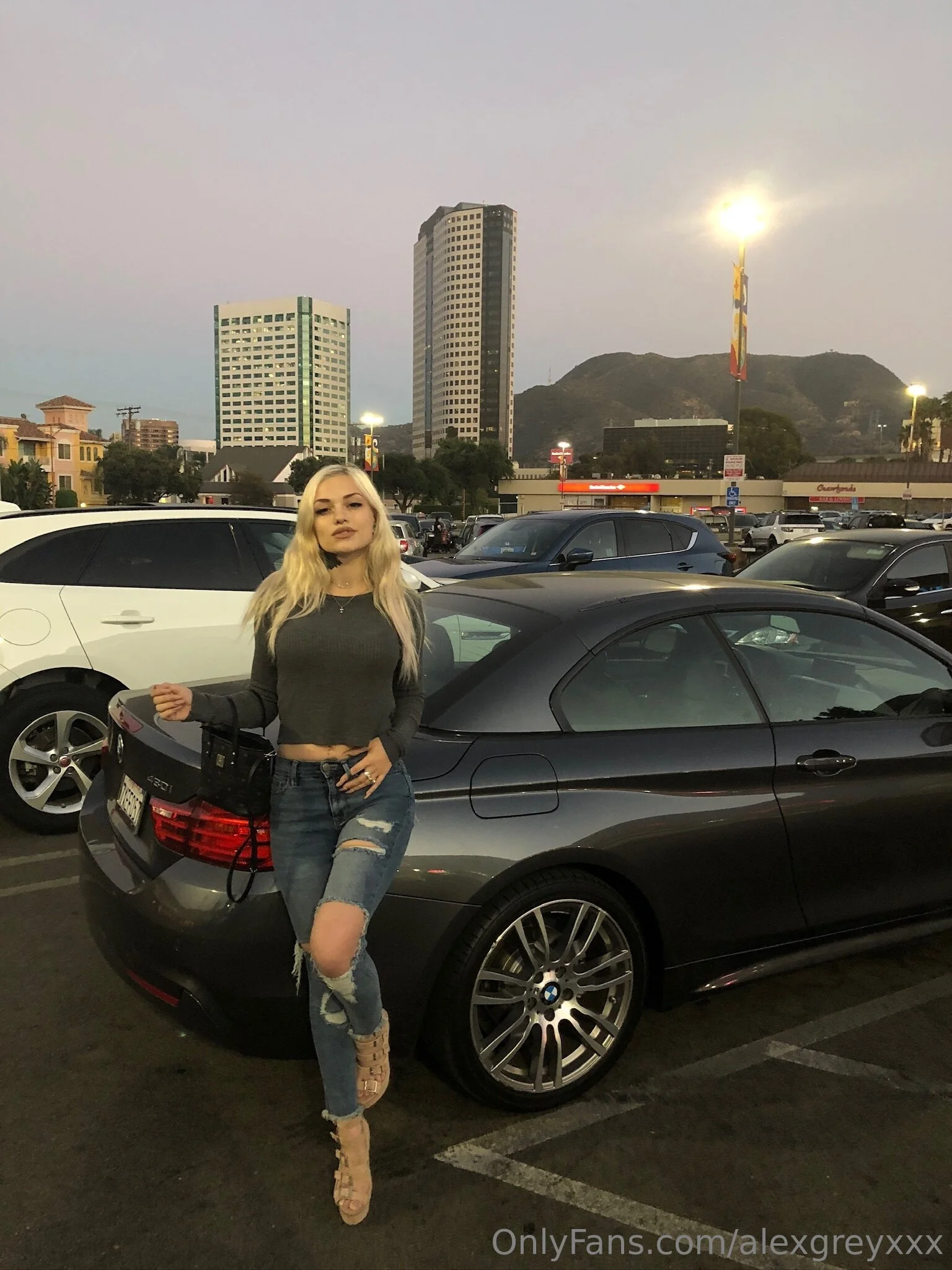 Alex Grey 💗 (YOUR FAVORITE BLONDIE ✨) OnlyFans premium content 17 - alexgreyxxx exclusive collection