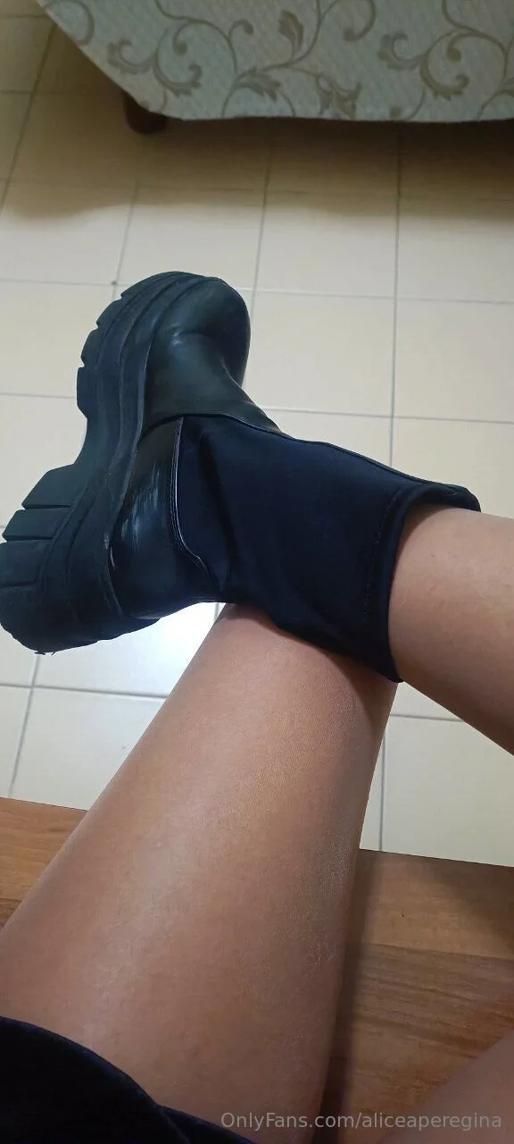 aliceaperegina OnlyFans premium content 18 - aliceaperegina exclusive collection