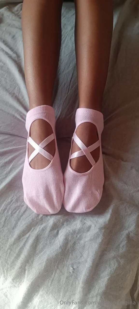 aliceaperegina OnlyFans premium content 3 - aliceaperegina exclusive collection