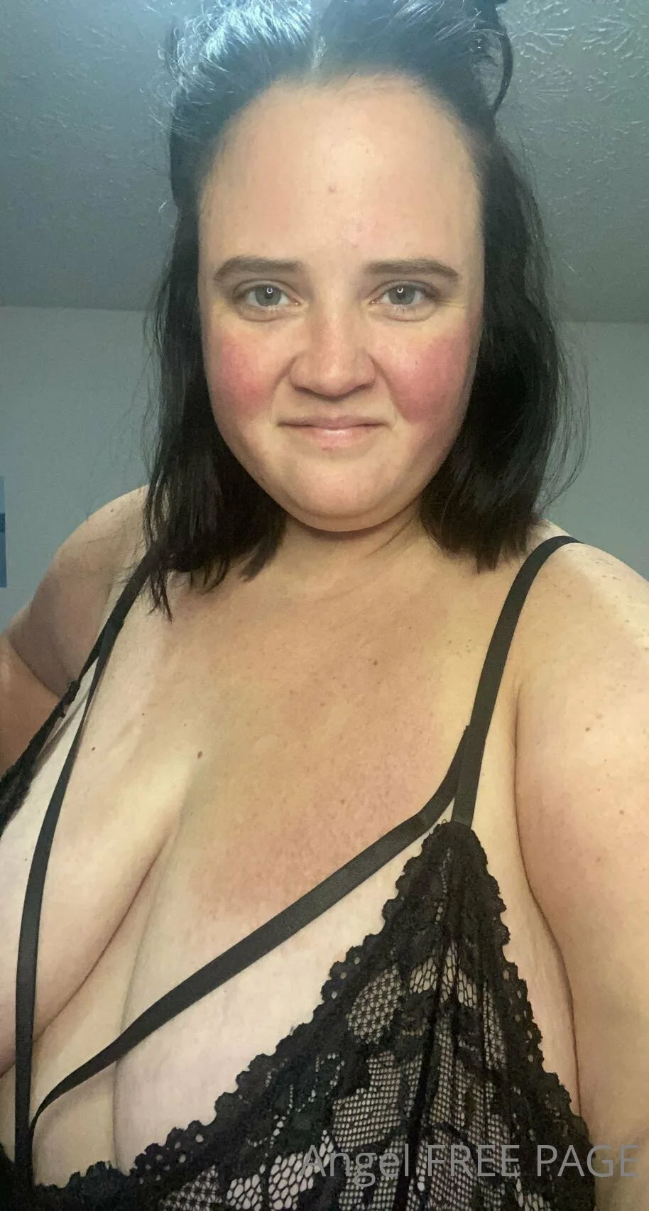 𝒜𝓃𝑔𝑒𝓁 🪽 OnlyFans premium content 2 - ang_ly321 exclusive collection