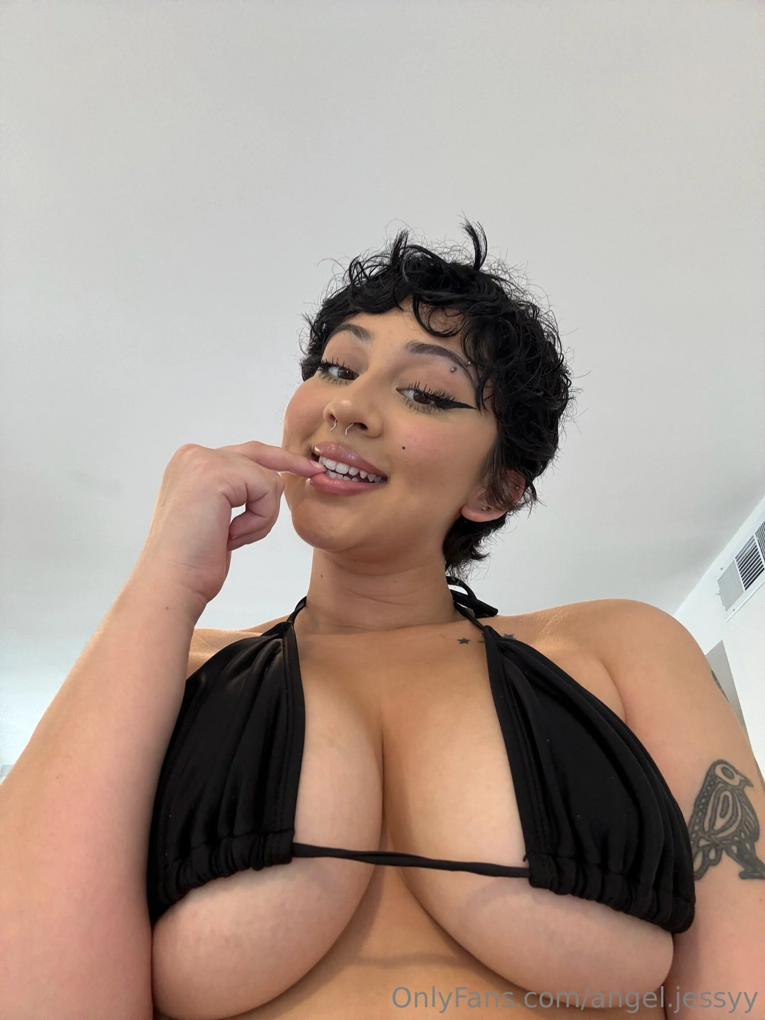 Angel Jessy OnlyFans premium content 25 - angel.jessyy exclusive collection