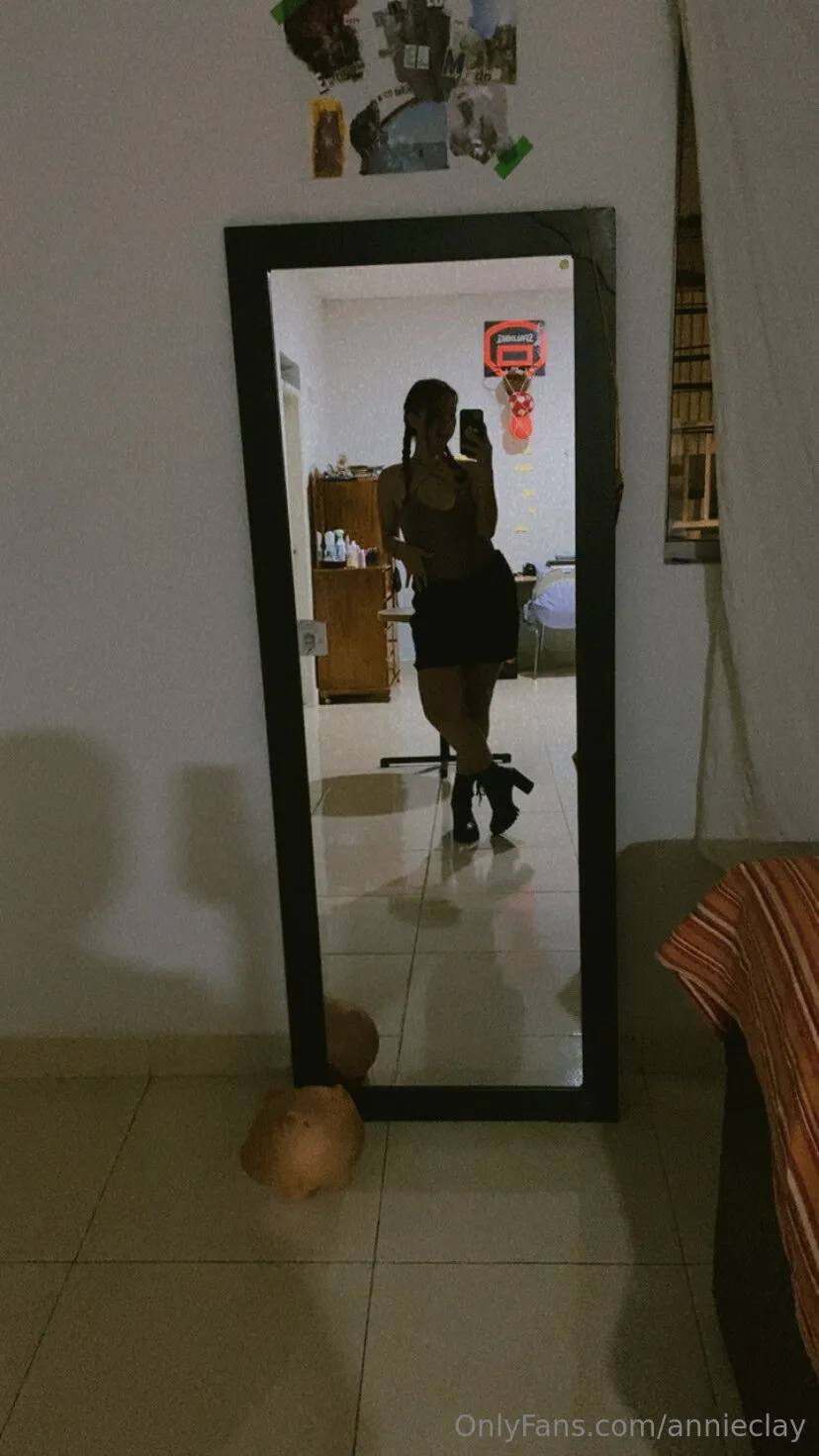 Annie Clay OnlyFans premium content 13 - annieclay exclusive collection