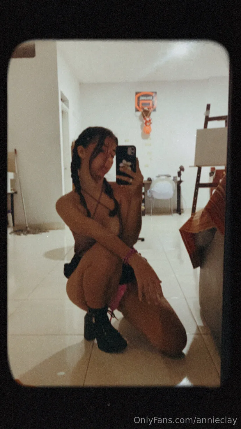 Annie Clay OnlyFans premium content 11 - annieclay exclusive collection