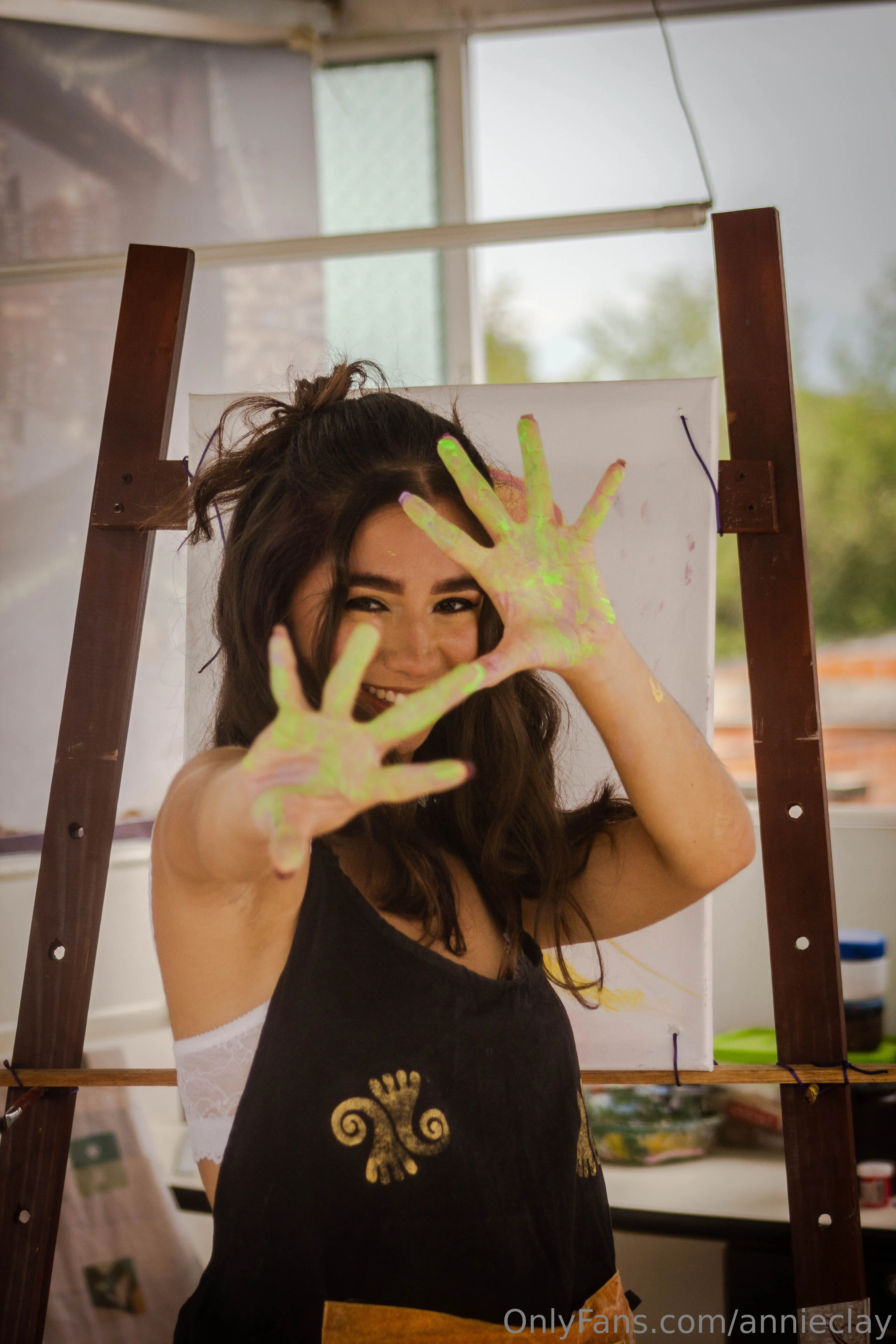 Annie Clay OnlyFans premium content 18 - annieclay exclusive collection