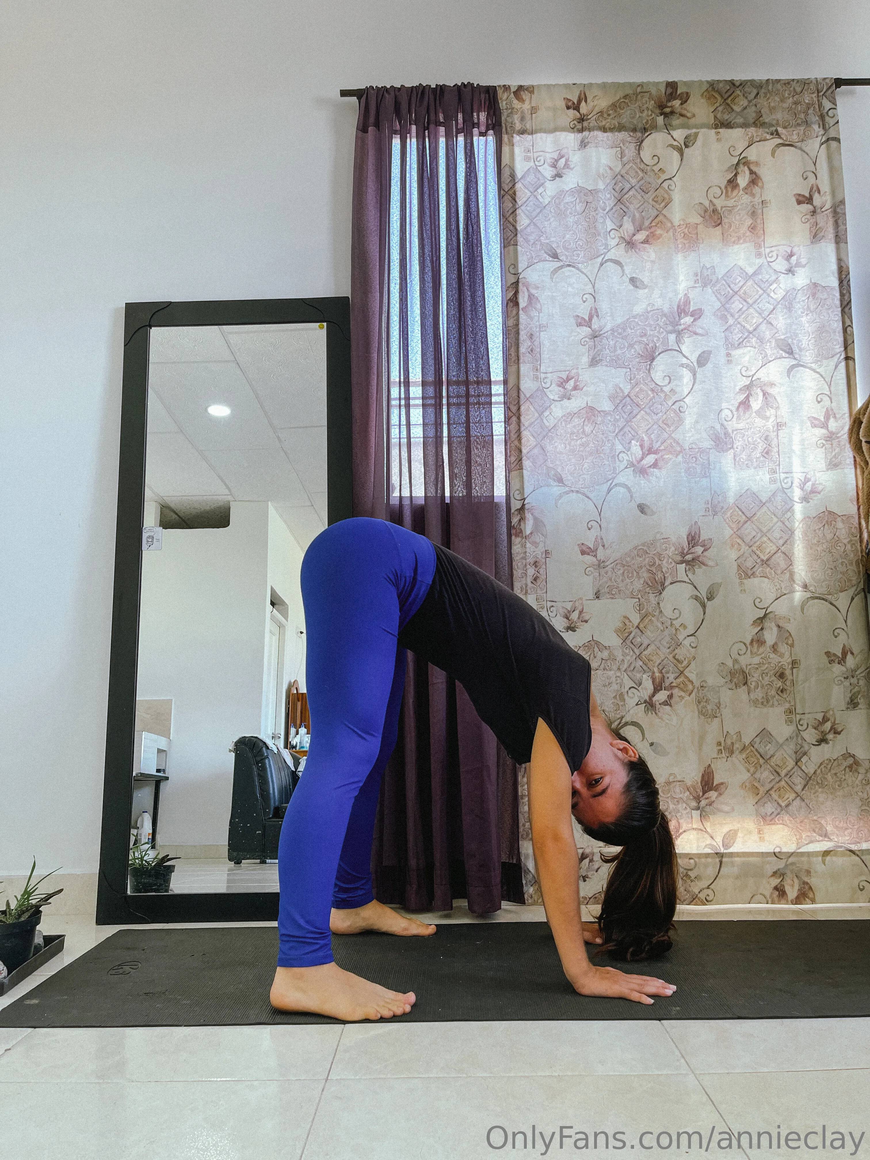 Annie Clay OnlyFans premium content 15 - annieclay exclusive collection