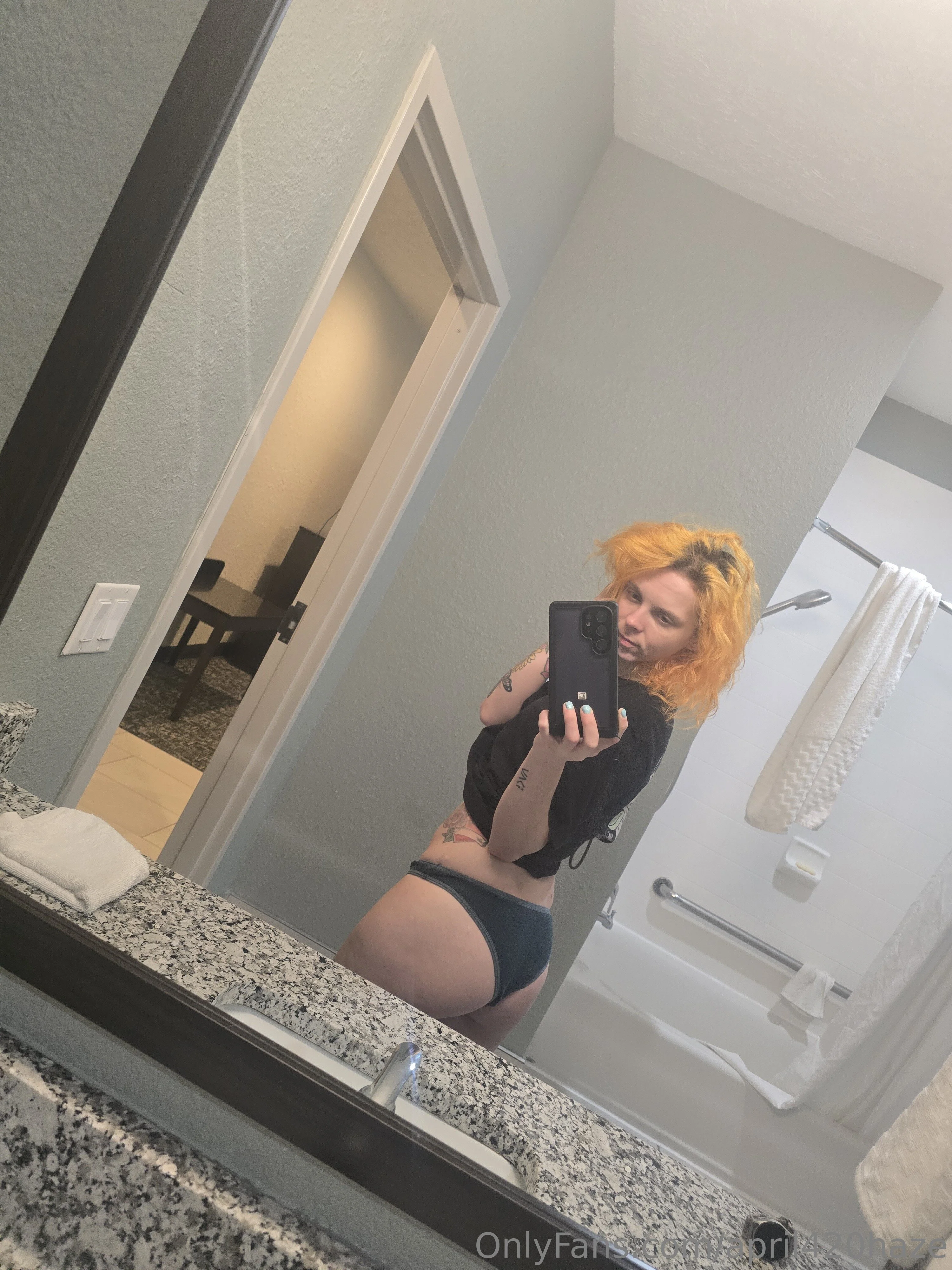 April OnlyFans premium content 8 - april420haze exclusive collection