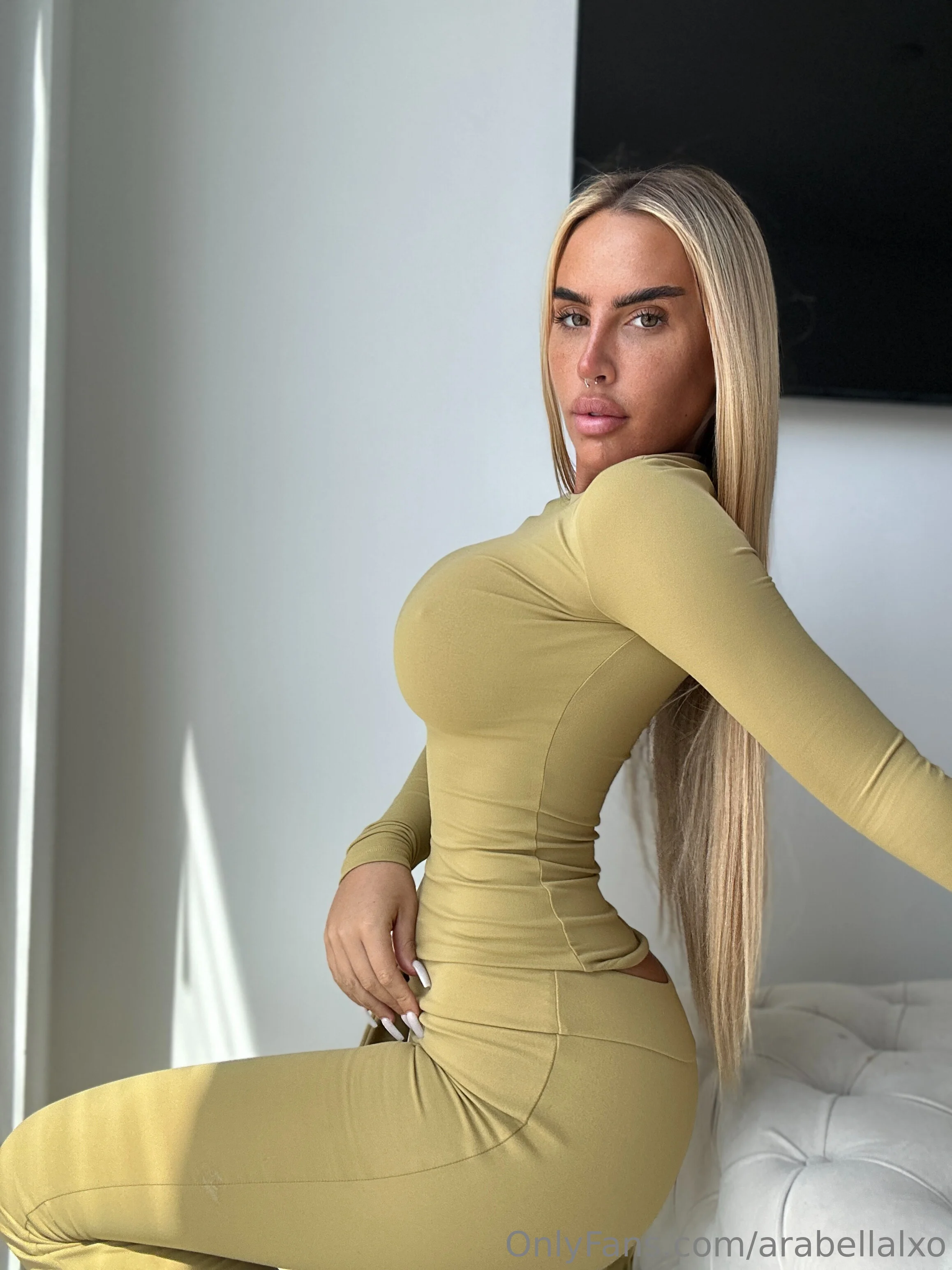 Arabella Lajares 💕 OnlyFans premium content 3 - arabellalxo exclusive collection