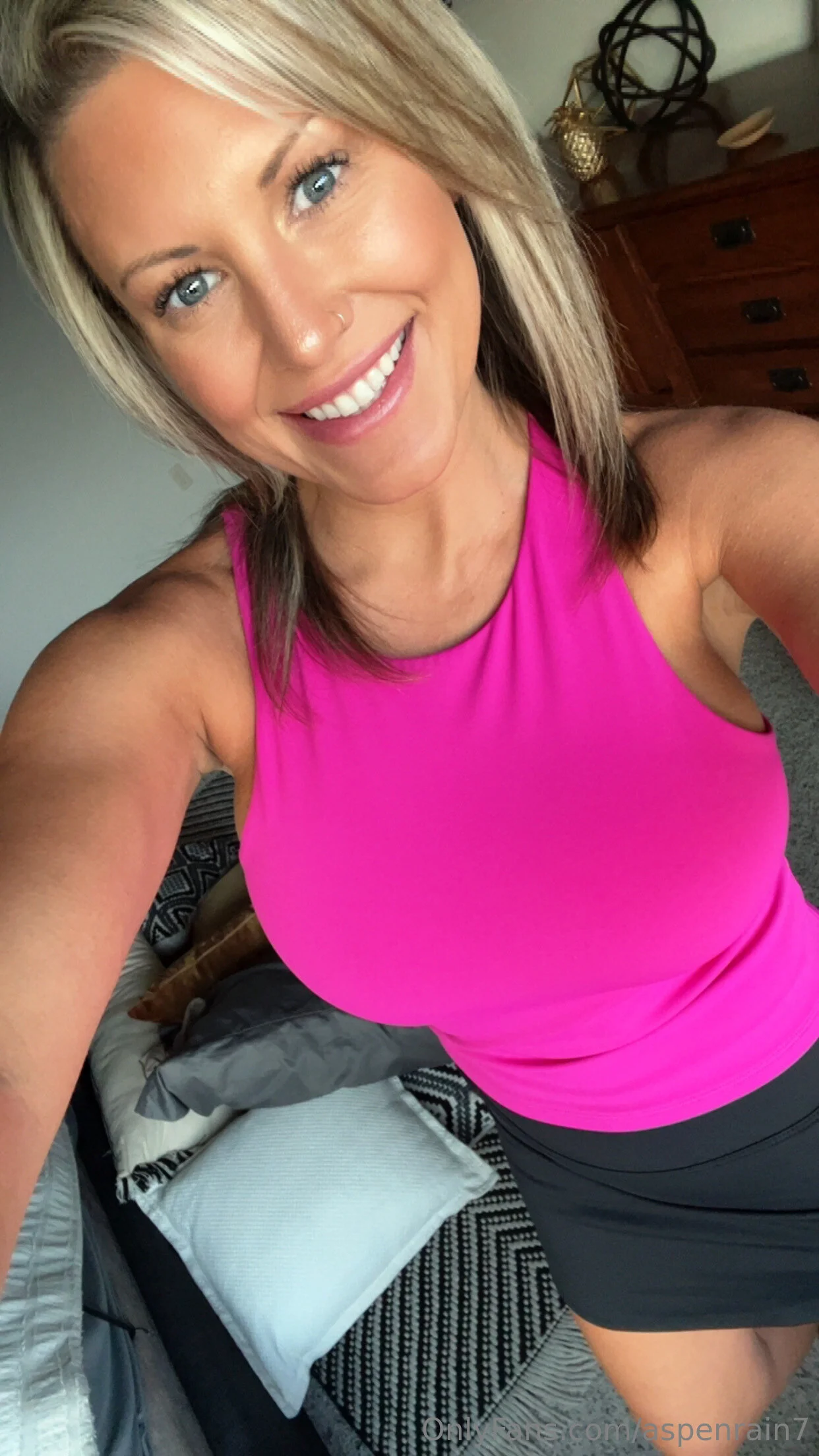 Aspen Rain OnlyFans premium content 23 - aspenrain7 exclusive collection