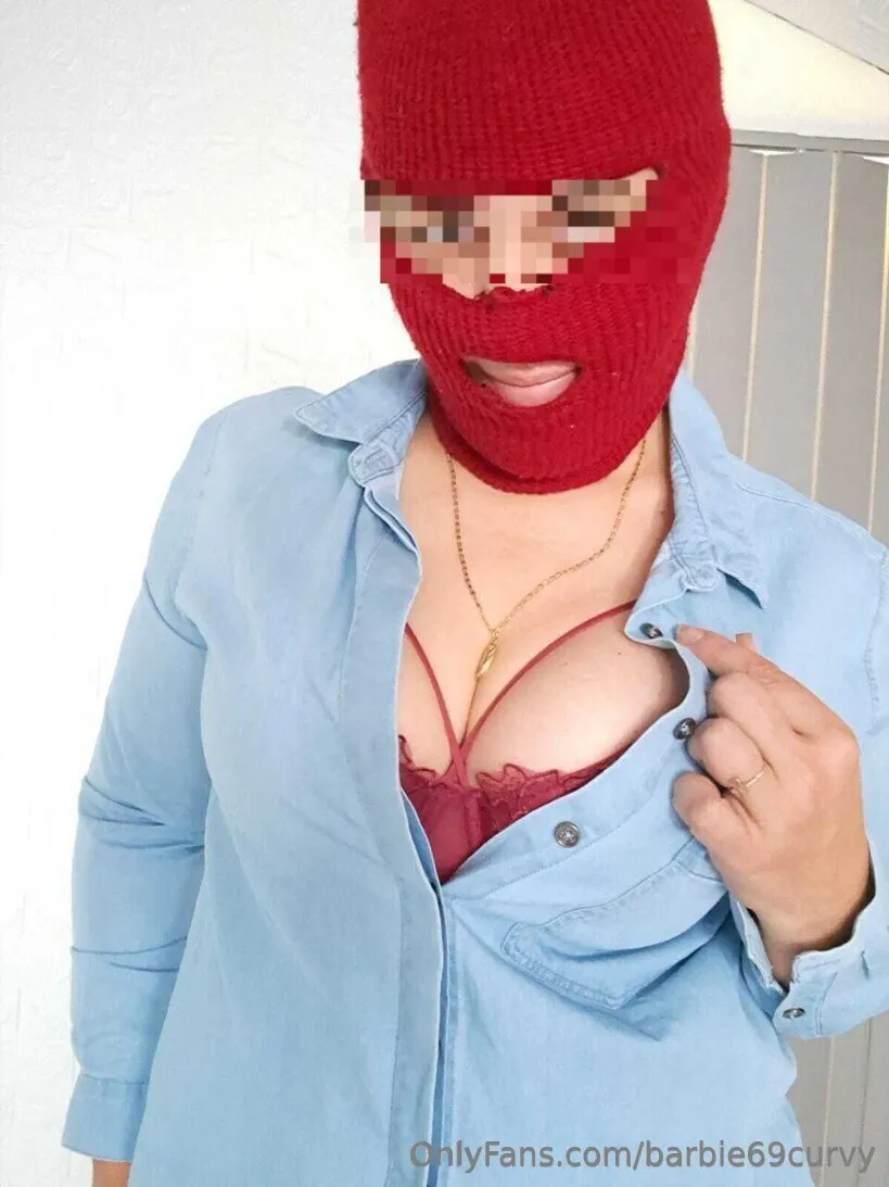 Barbie UWU OnlyFans premium content 45 - barbie69curvy exclusive collection