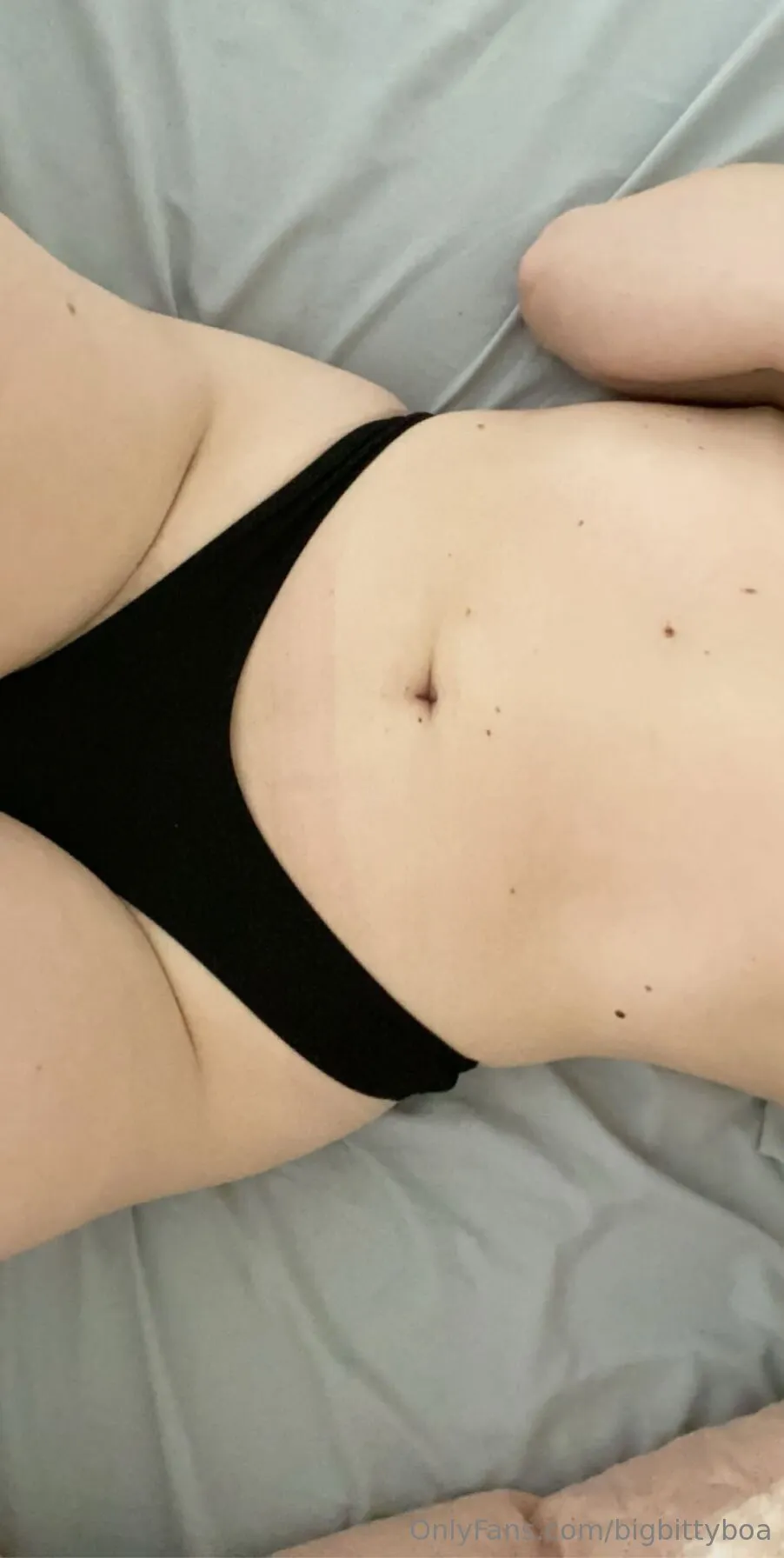 Boa 🐍💦 OnlyFans premium content 1 - bigbittyboa exclusive collection