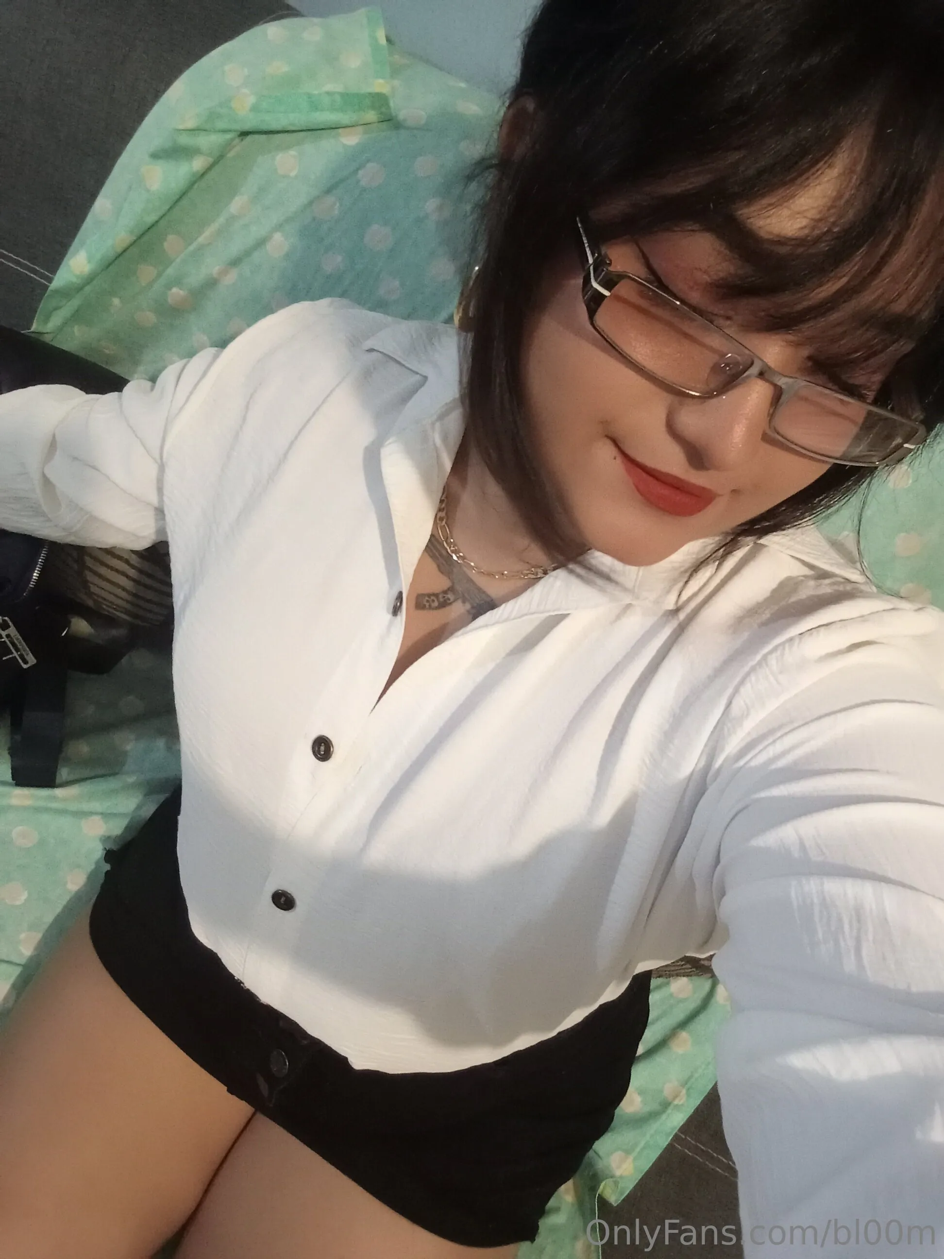 Bloom OnlyFans premium content 10 - bl00m exclusive collection