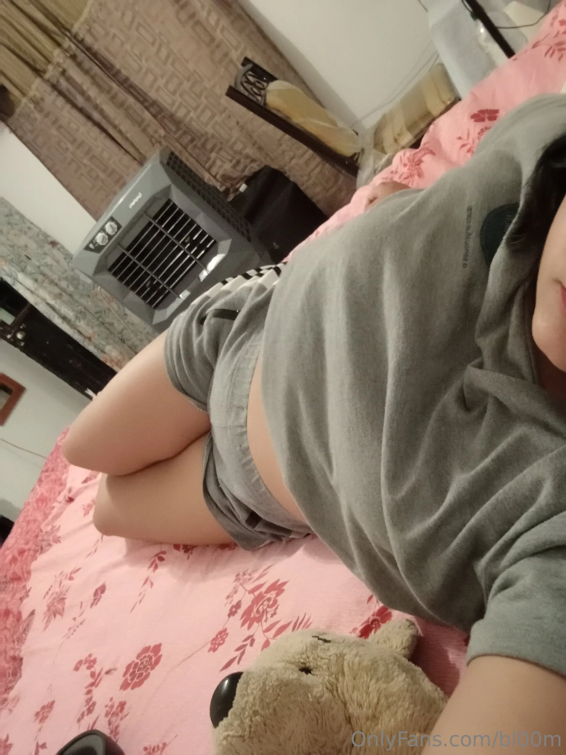 Bloom OnlyFans premium content 1 - bl00m exclusive collection