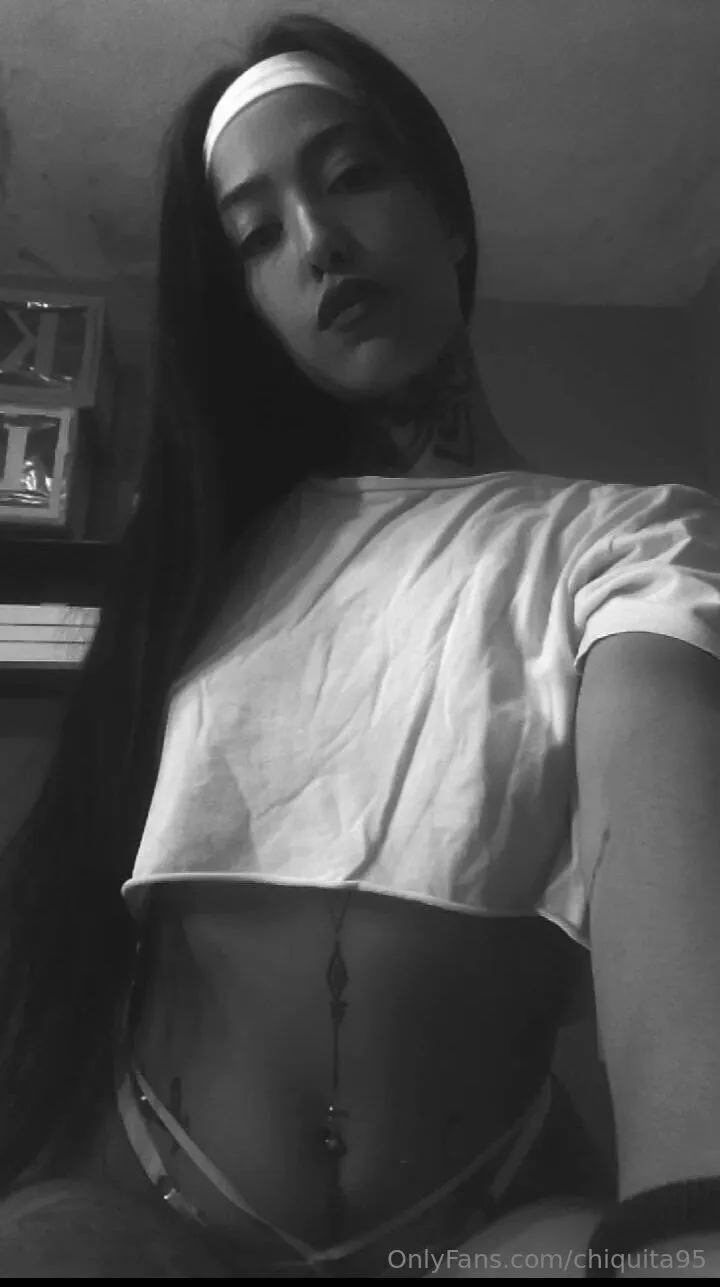 Chiquita OnlyFans premium content 10 - chiquita95 exclusive collection