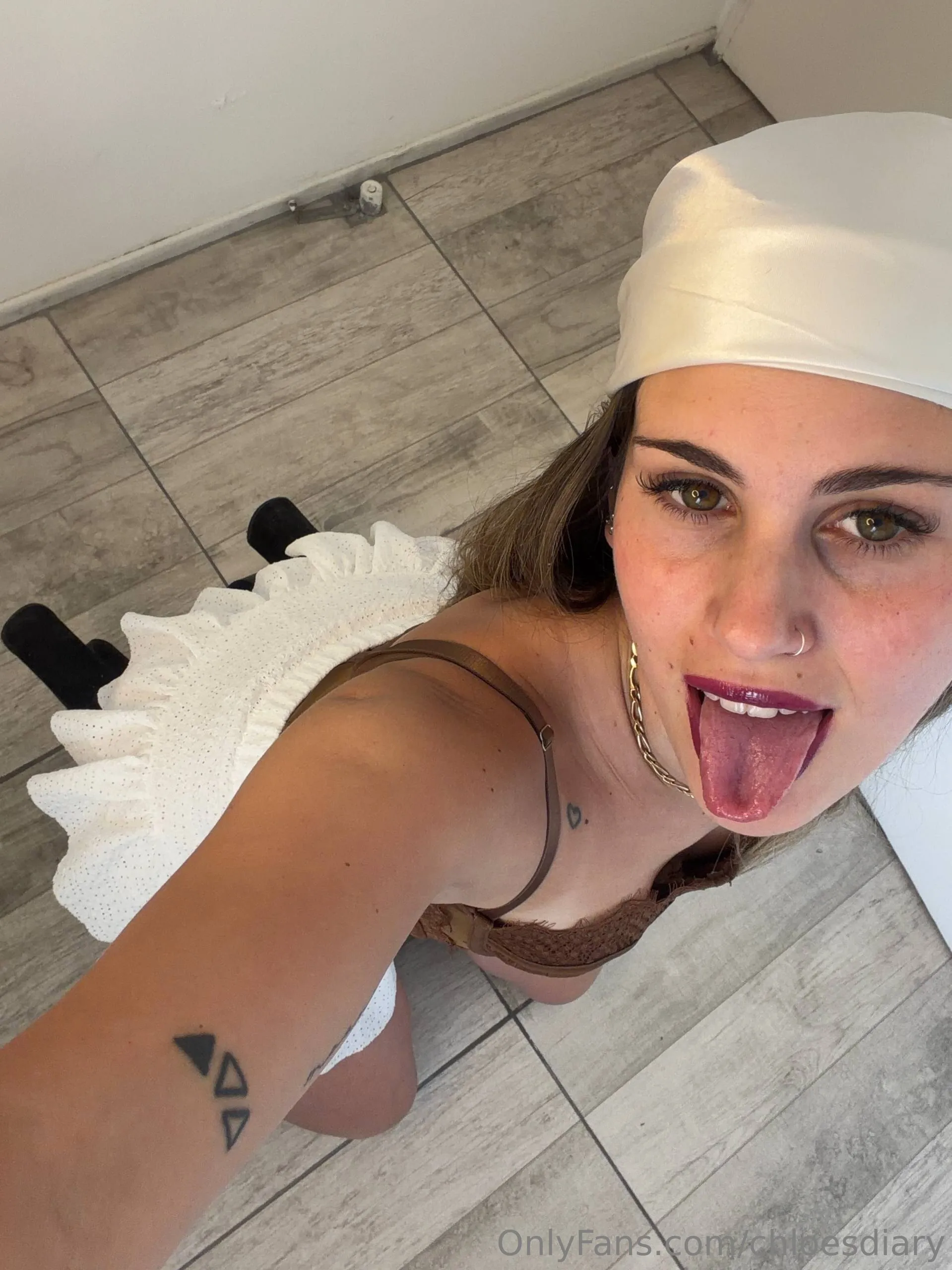 Chloe OnlyFans premium content 15 - chloesdiary exclusive collection