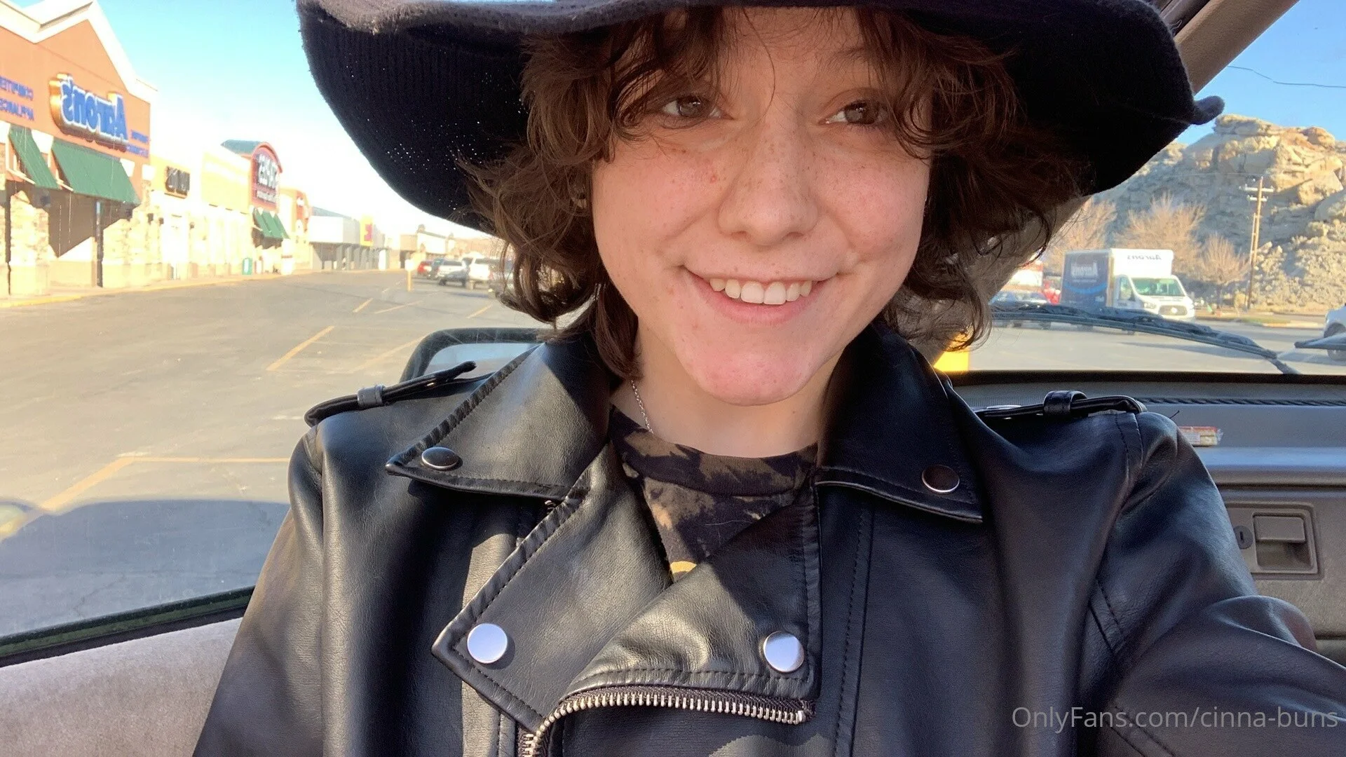 Cinna-buns OnlyFans premium content 28 - cinna-buns exclusive collection