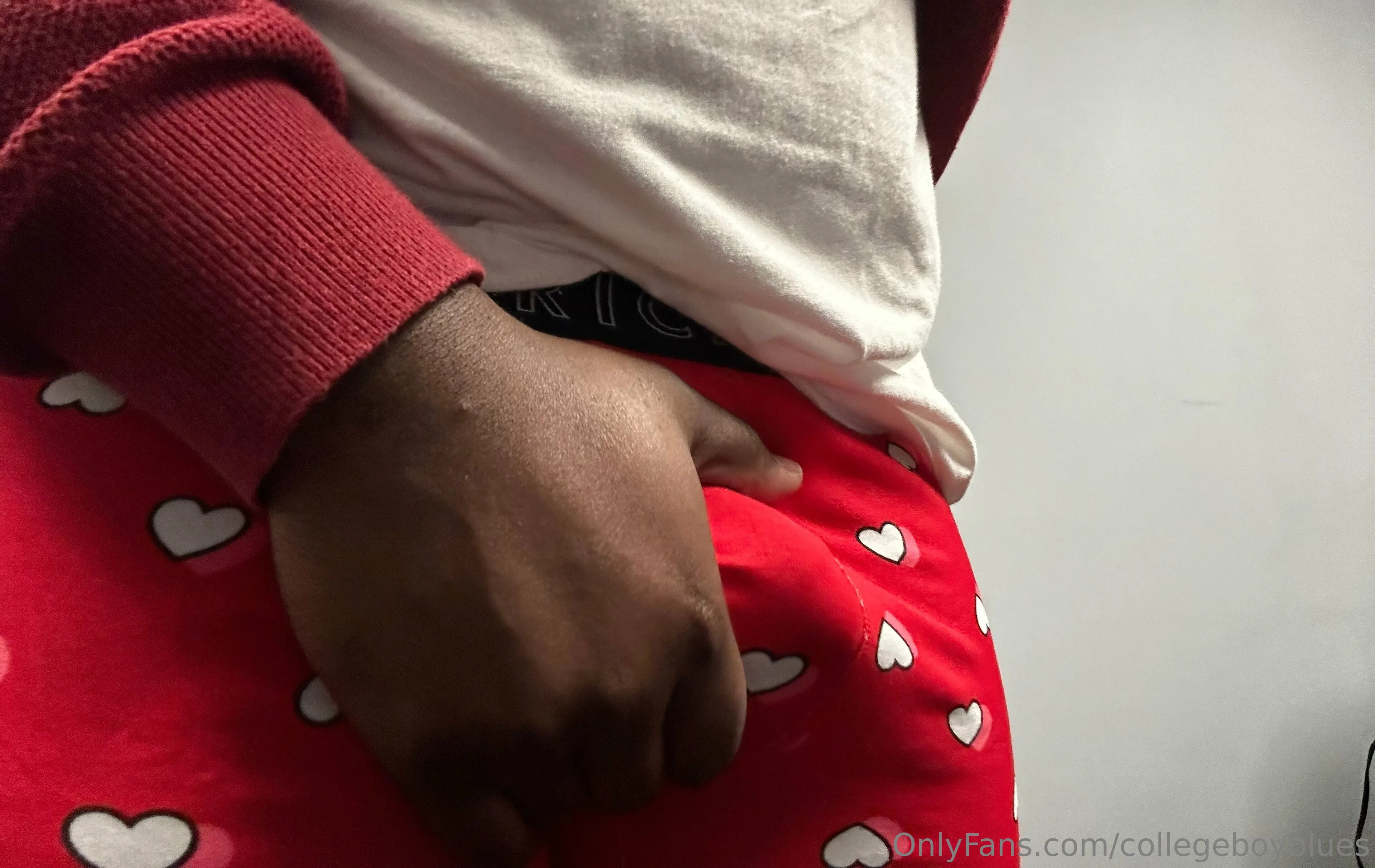 Masked College Bro OnlyFans premium content 15 - collegeboyblues exclusive collection