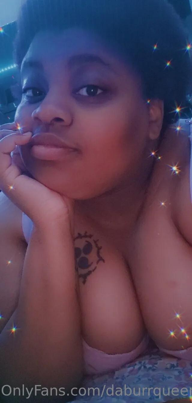 ✨Your Royal Hoeness 👑 OnlyFans premium content 1 - daburrqueen exclusive collection