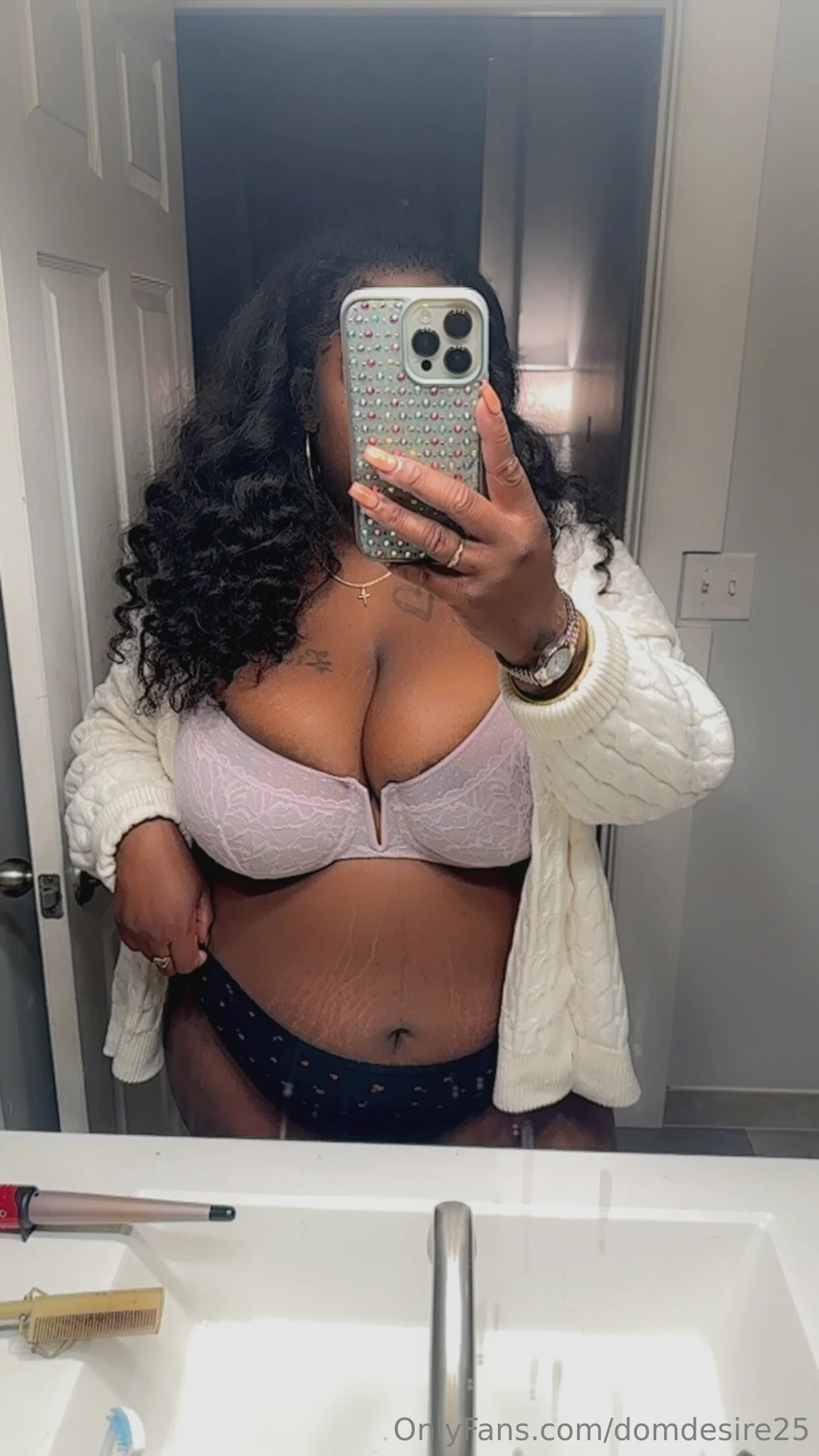 Dominique OnlyFans premium content 1 - domdesire25 exclusive collection