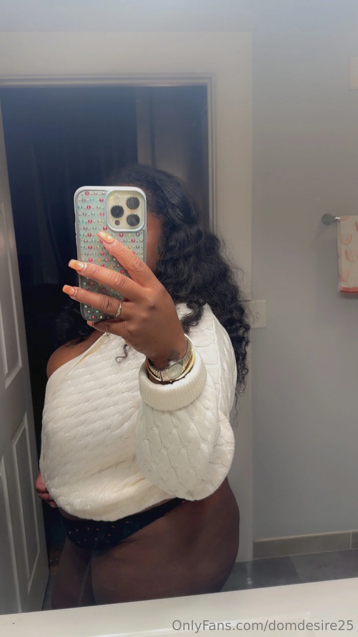 Dominique OnlyFans premium content 2 - domdesire25 exclusive collection