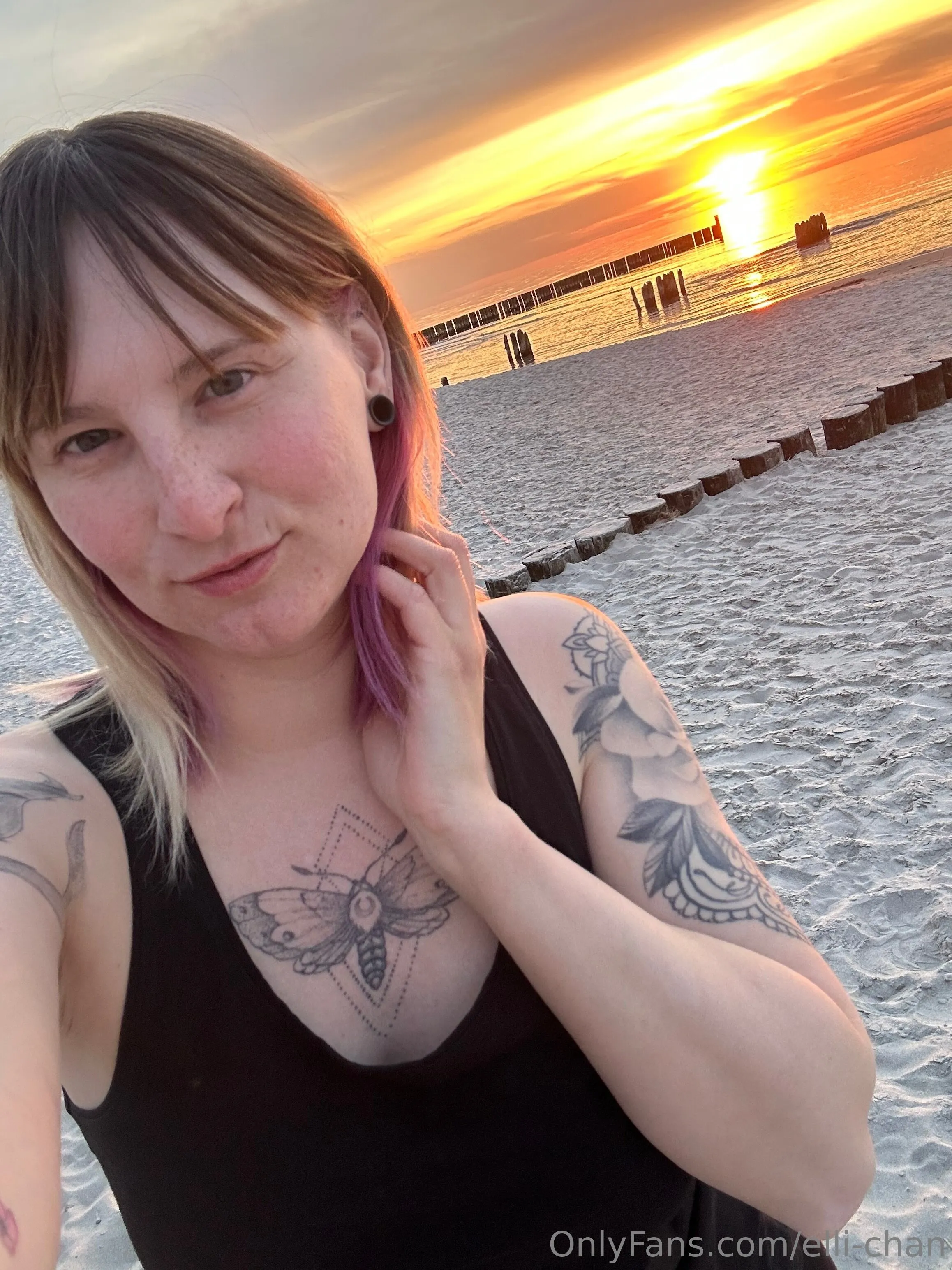 Elli-chan OnlyFans premium content 14 - elli-chan exclusive collection