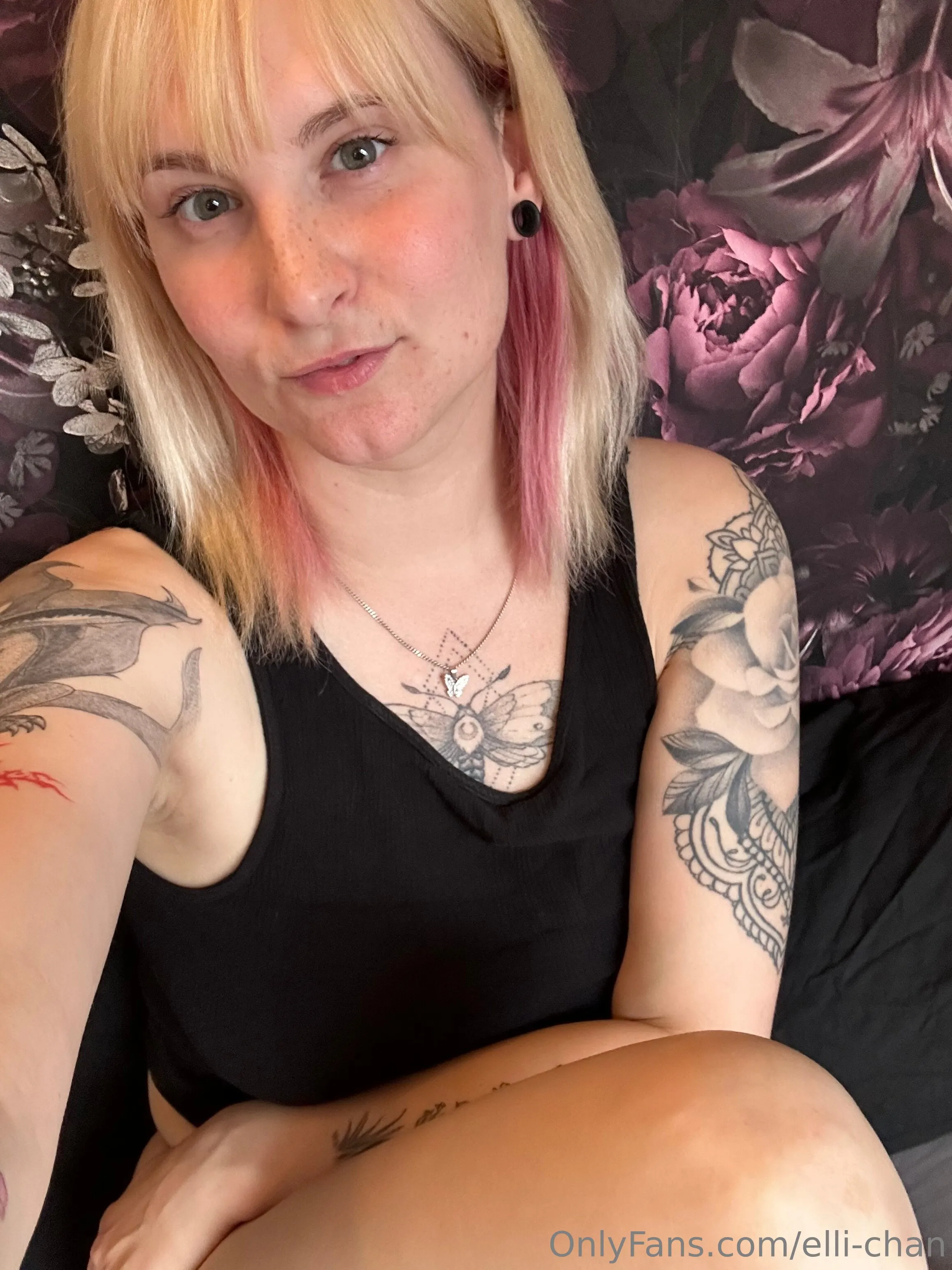 Elli-chan OnlyFans premium content 1 - elli-chan exclusive collection