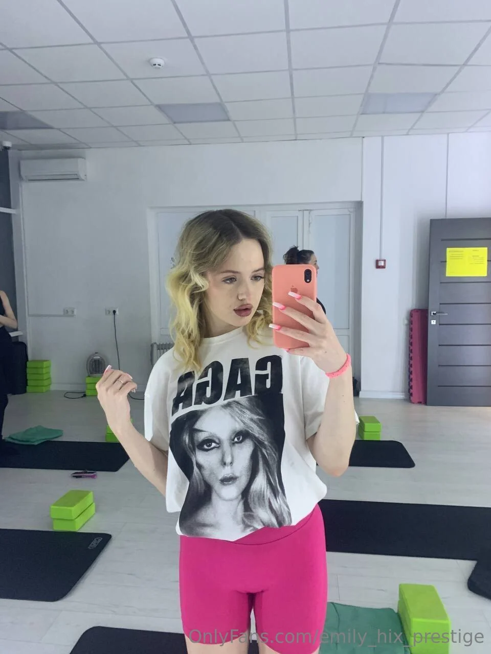 Emi🌸 OnlyFans premium content 3 - emily_hix_prestige exclusive collection