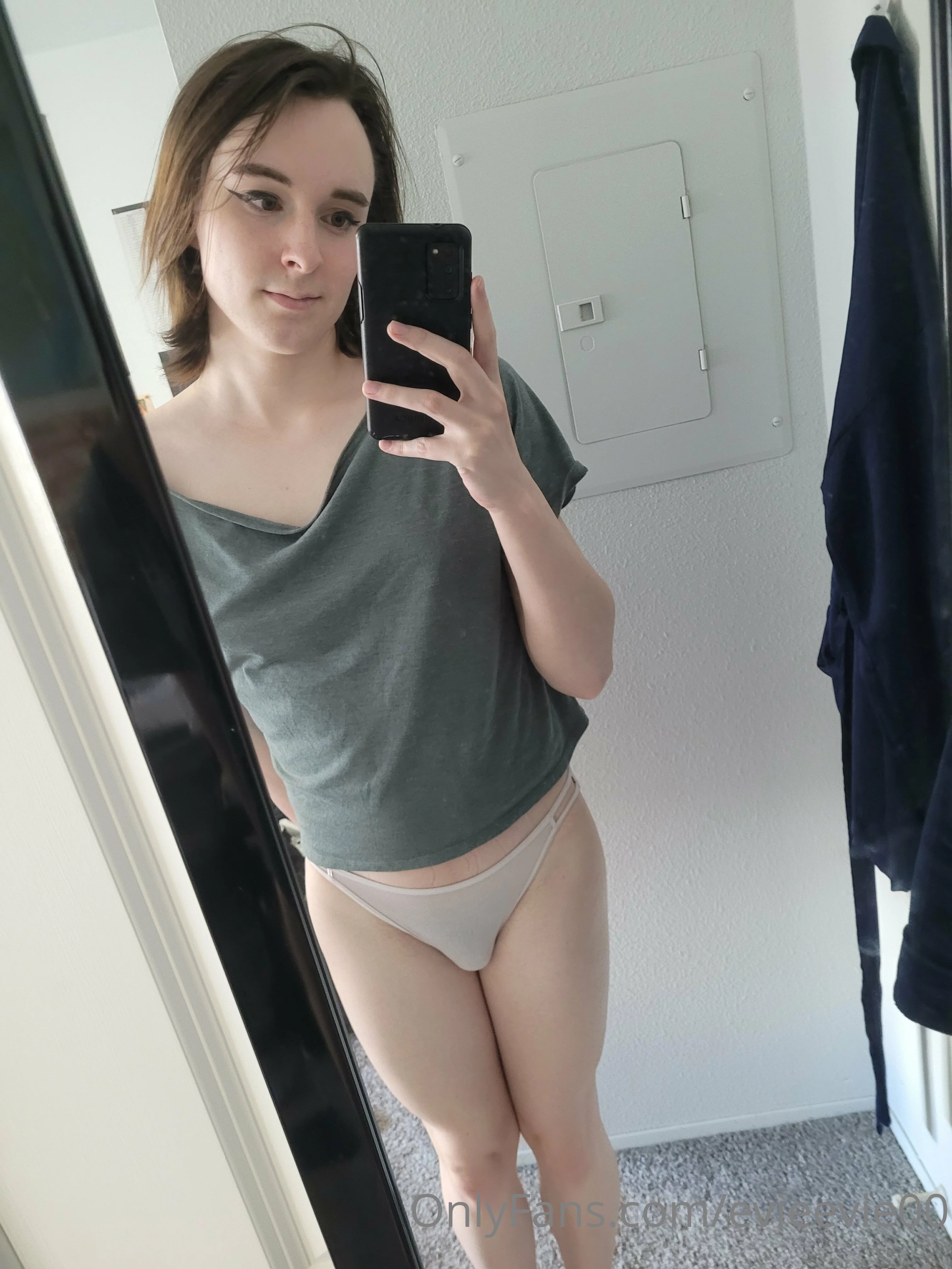 Evie OnlyFans premium content 3 - evieevie00 exclusive collection