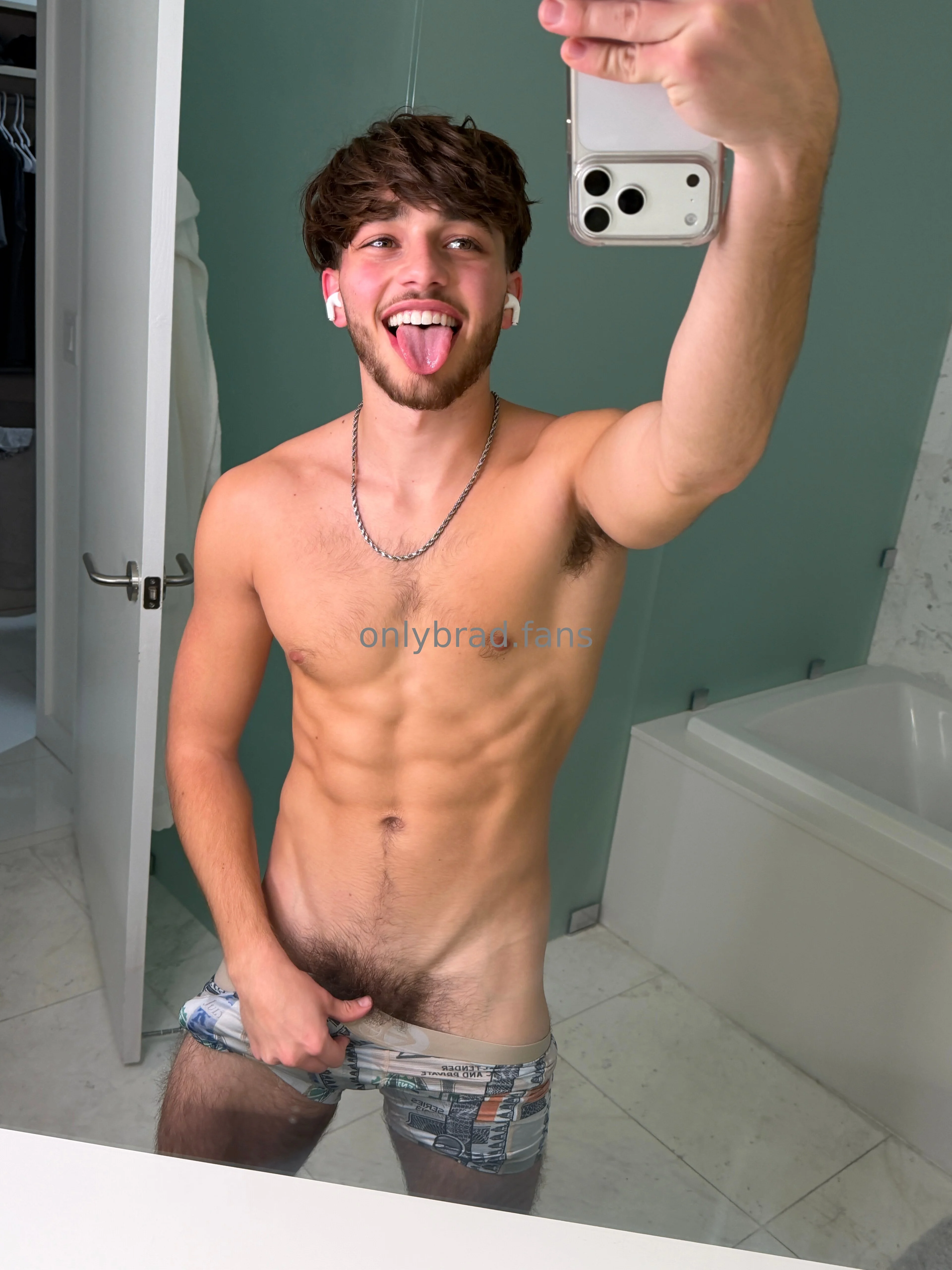 Brad OnlyFans premium content 32 - flowasthetao exclusive collection