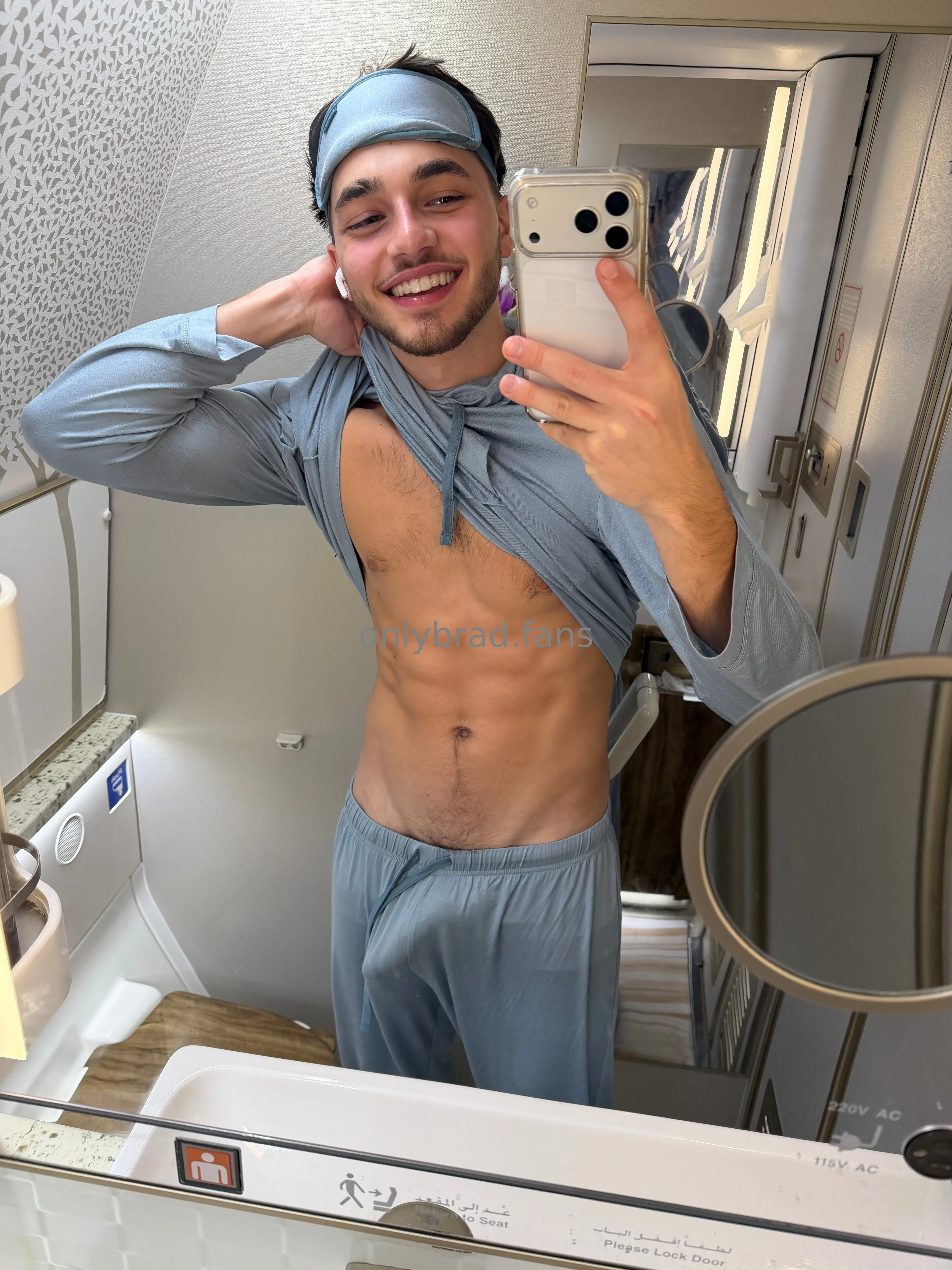 Brad OnlyFans premium content 5 - flowasthetao exclusive collection