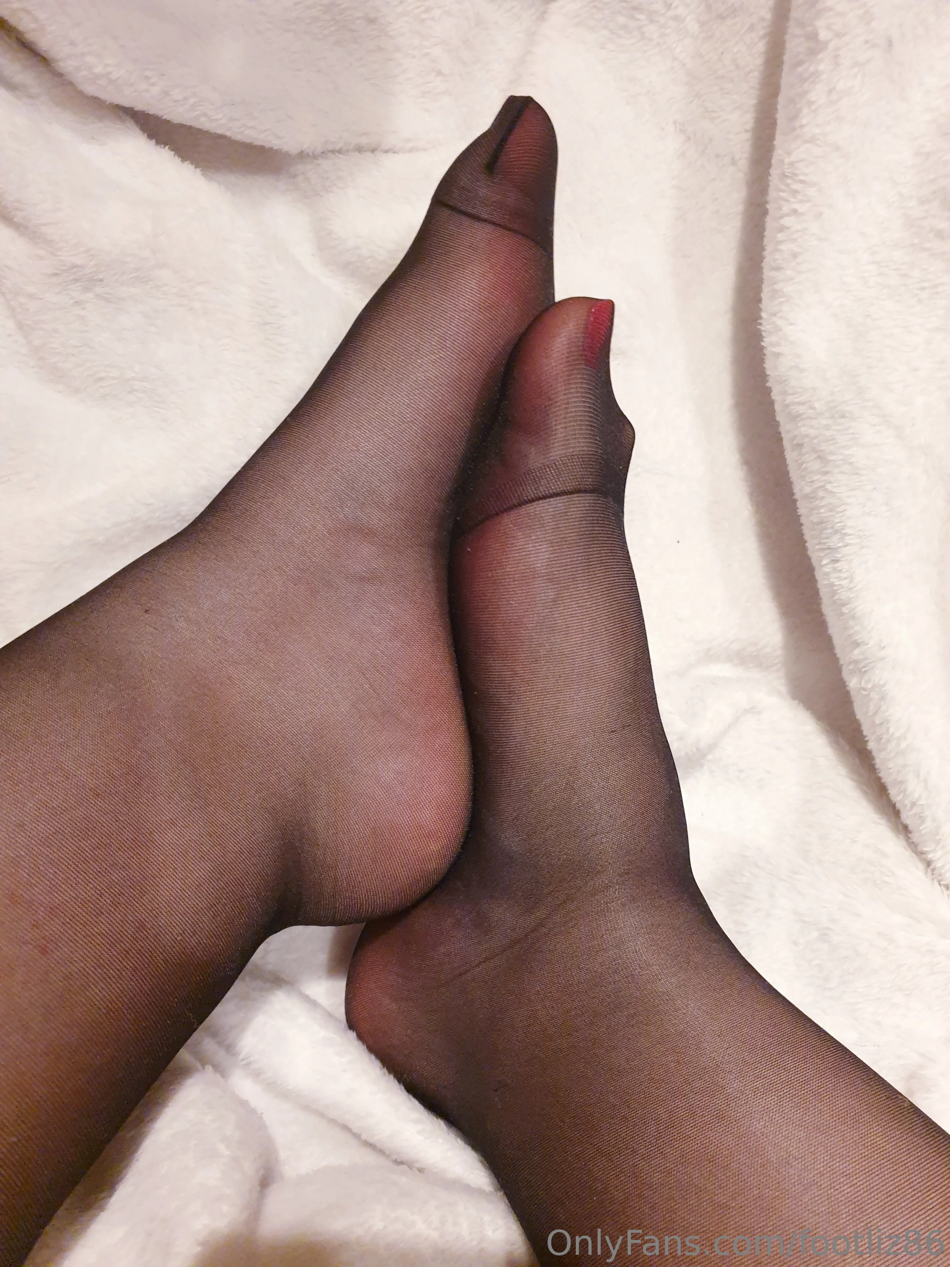 FootLiz86 OnlyFans premium content 27 - footliz86 exclusive collection