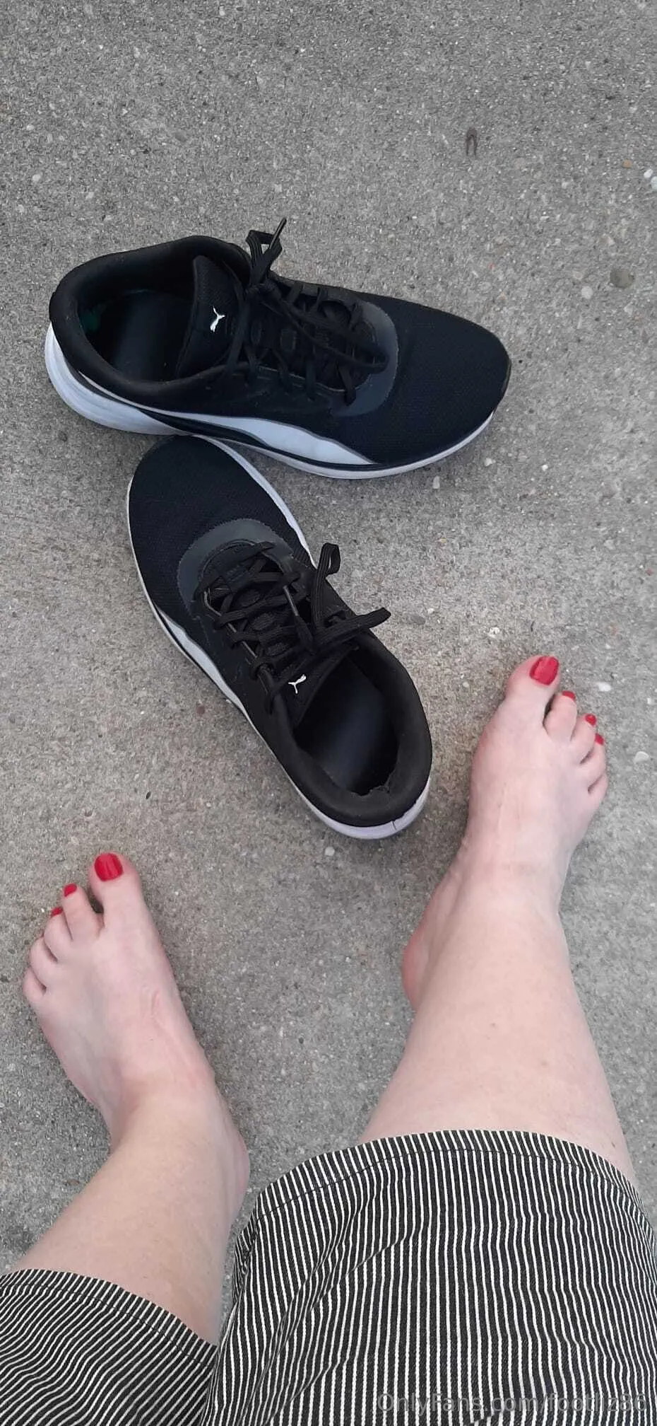 FootLiz86 OnlyFans premium content 12 - footliz86 exclusive collection