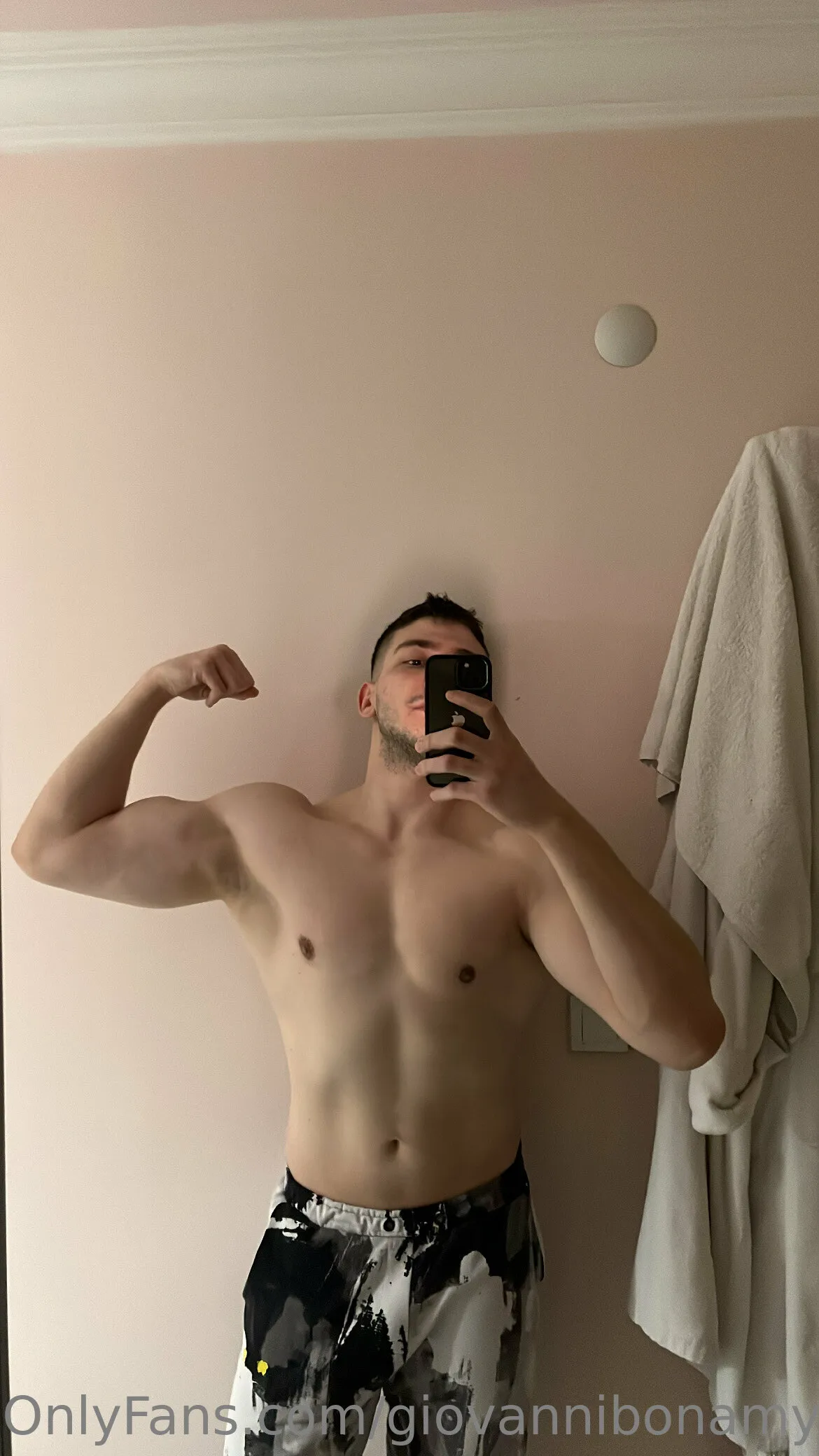 Giovanni Bonamy OnlyFans premium content 3 - giovannibonamy exclusive collection