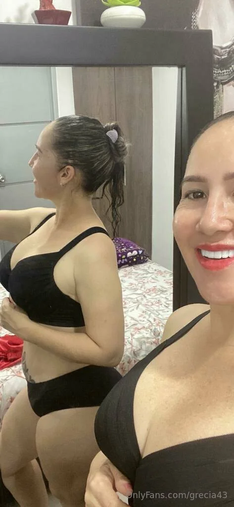 Grecia43 OnlyFans premium content 1 - grecia43 exclusive collection