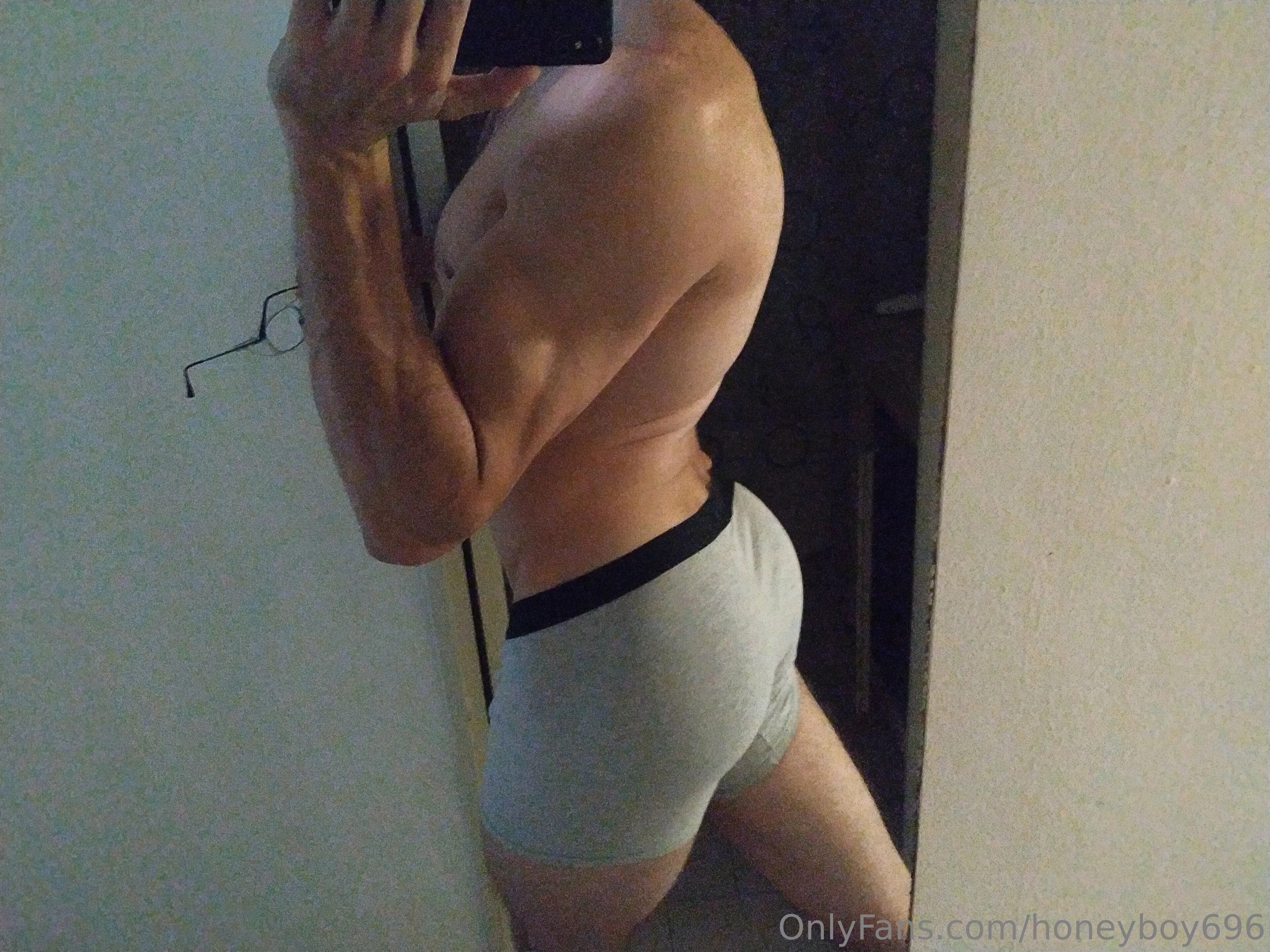 Milos OnlyFans premium content 2 - honeyboy696 exclusive collection