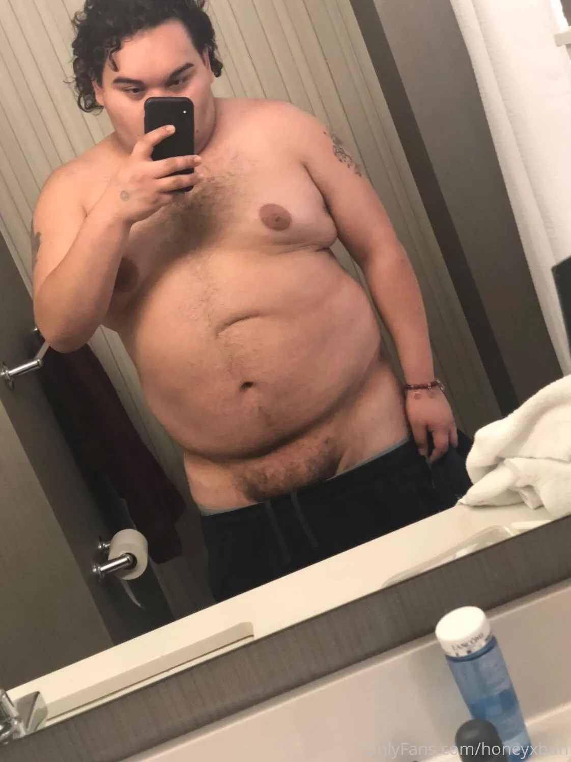 Ossie237 OnlyFans premium content 2 - honeyxbun exclusive collection