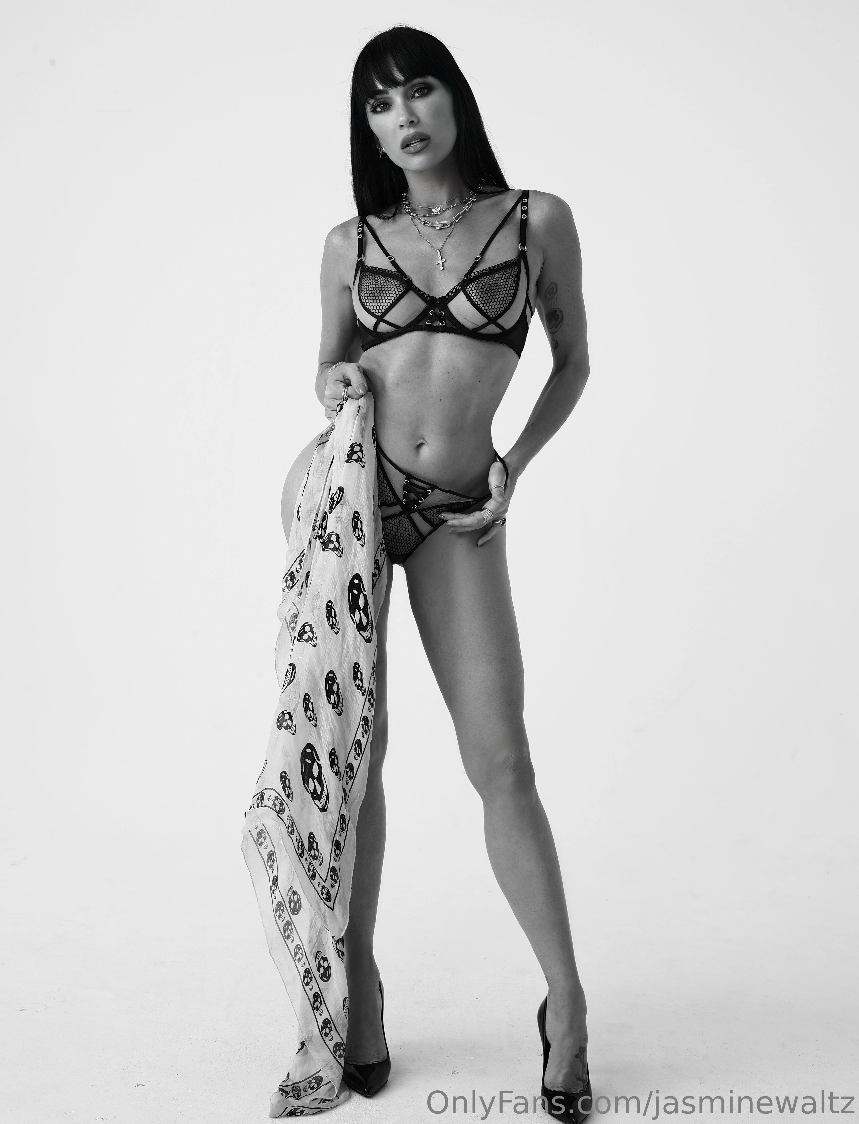 JW OnlyFans premium content 21 - jasminewaltz exclusive collection