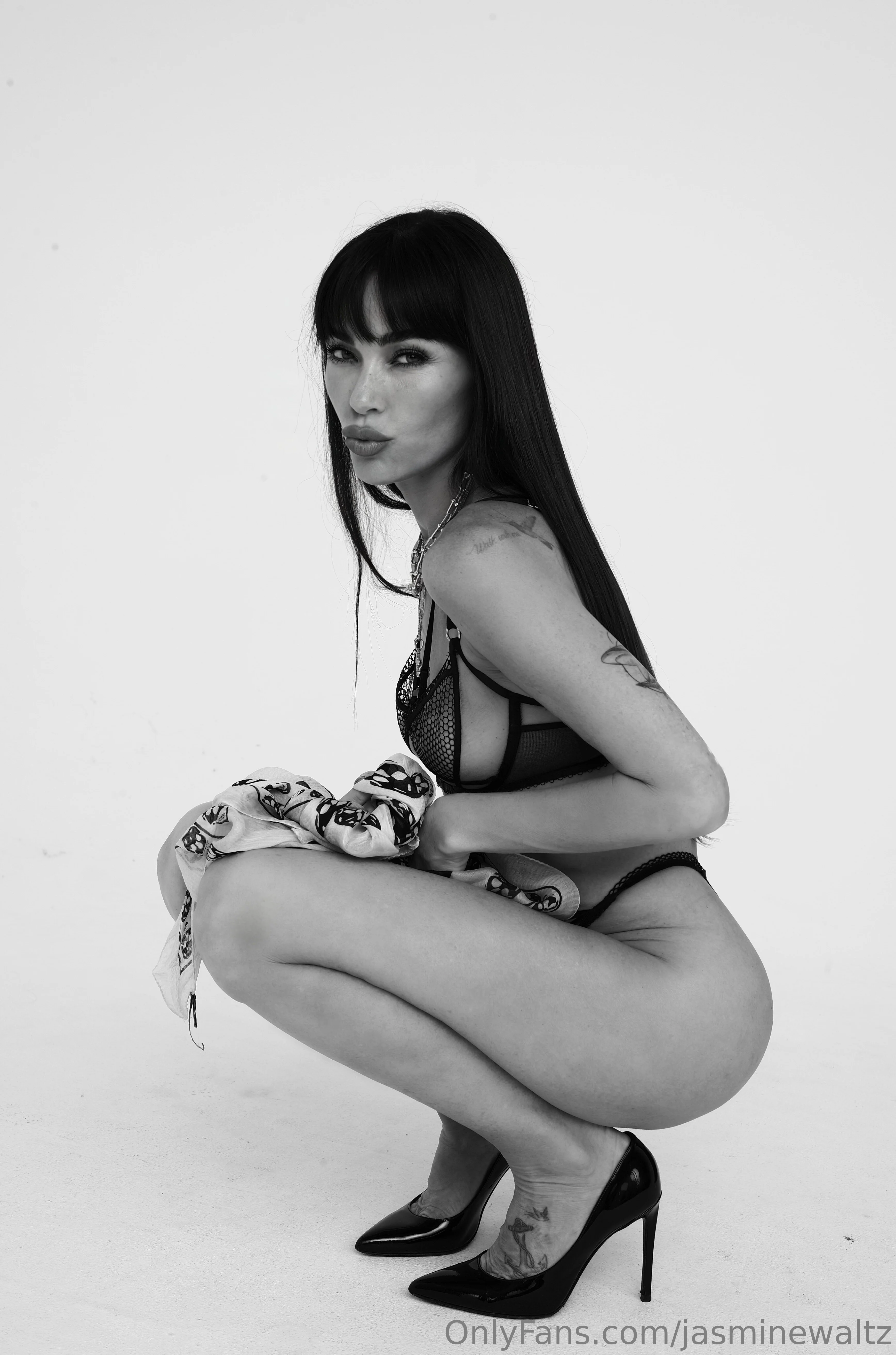 JW OnlyFans premium content 19 - jasminewaltz exclusive collection